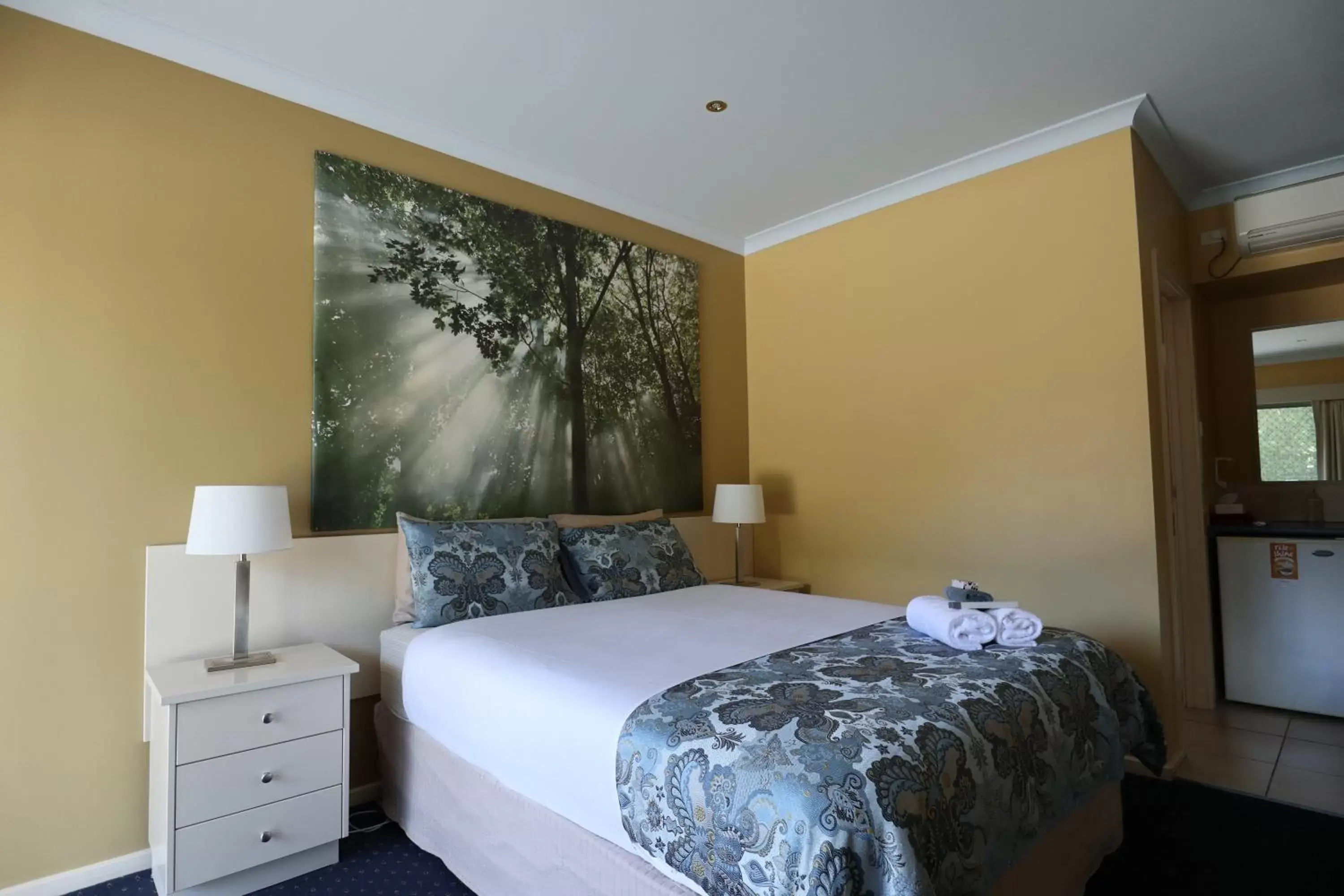Bedroom, Bed in Kyabram Motor Inn