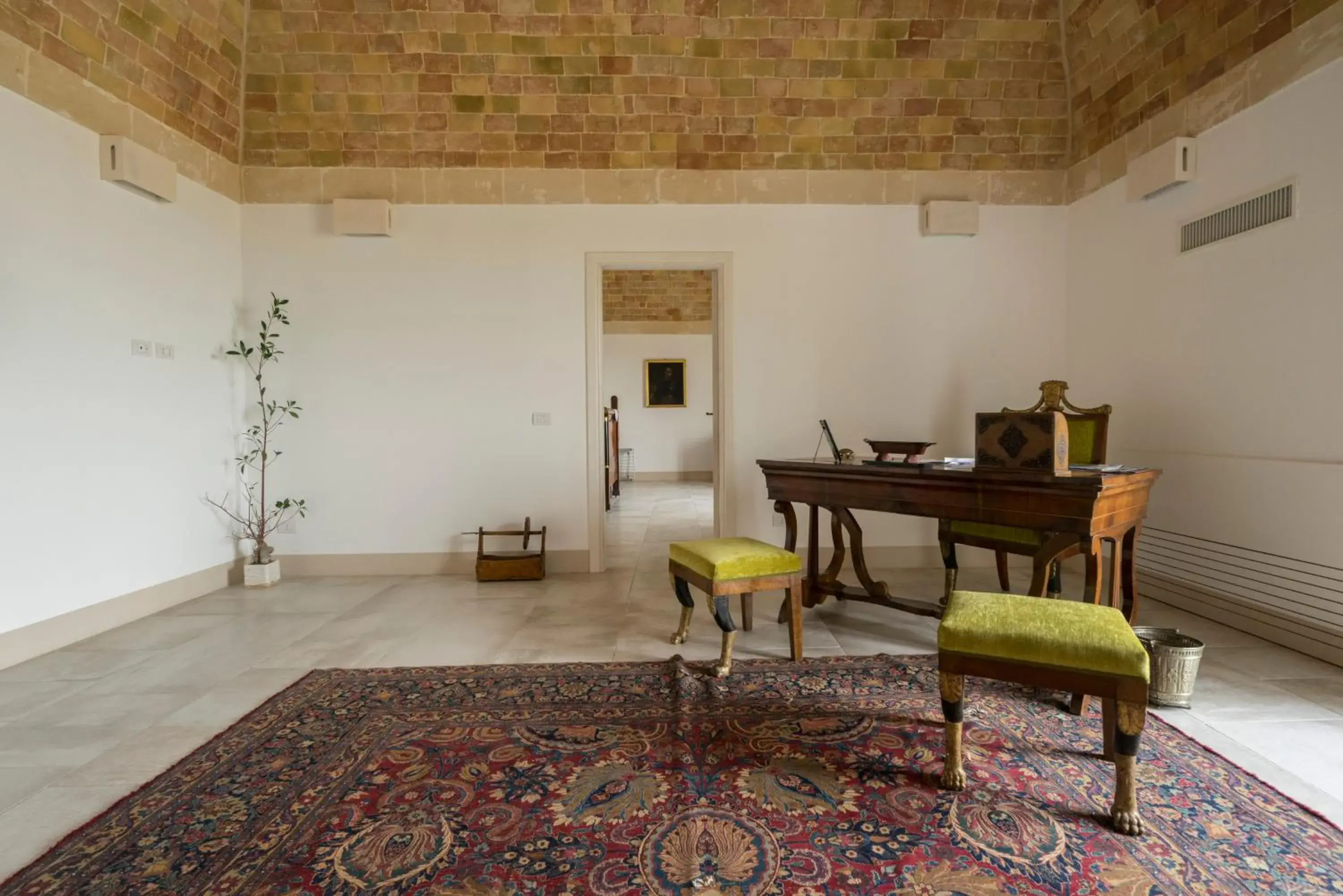 hair dresser, Seating Area in Masseria Fontana di Vite