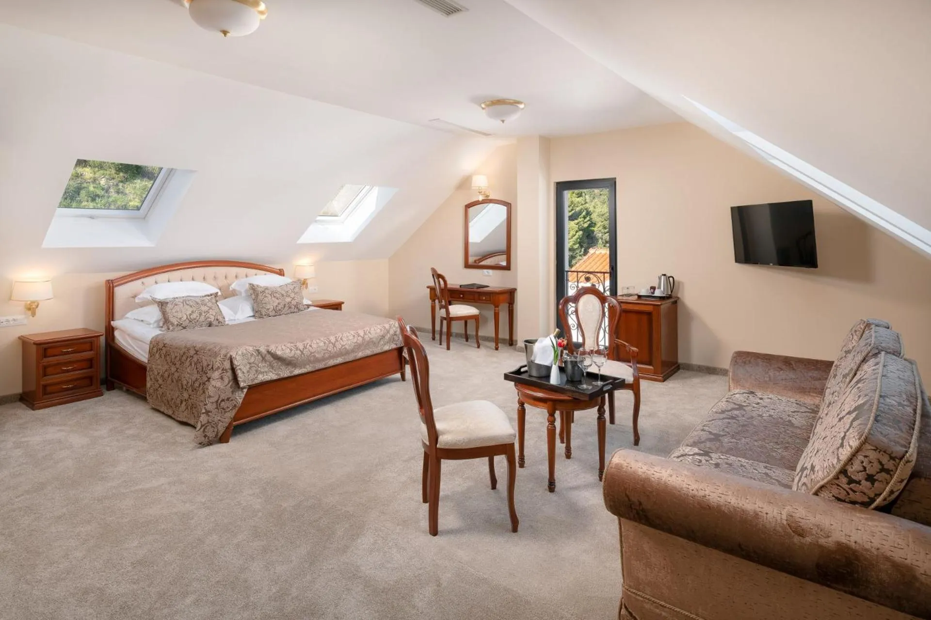 Bedroom, Bed in Hotel Cvita