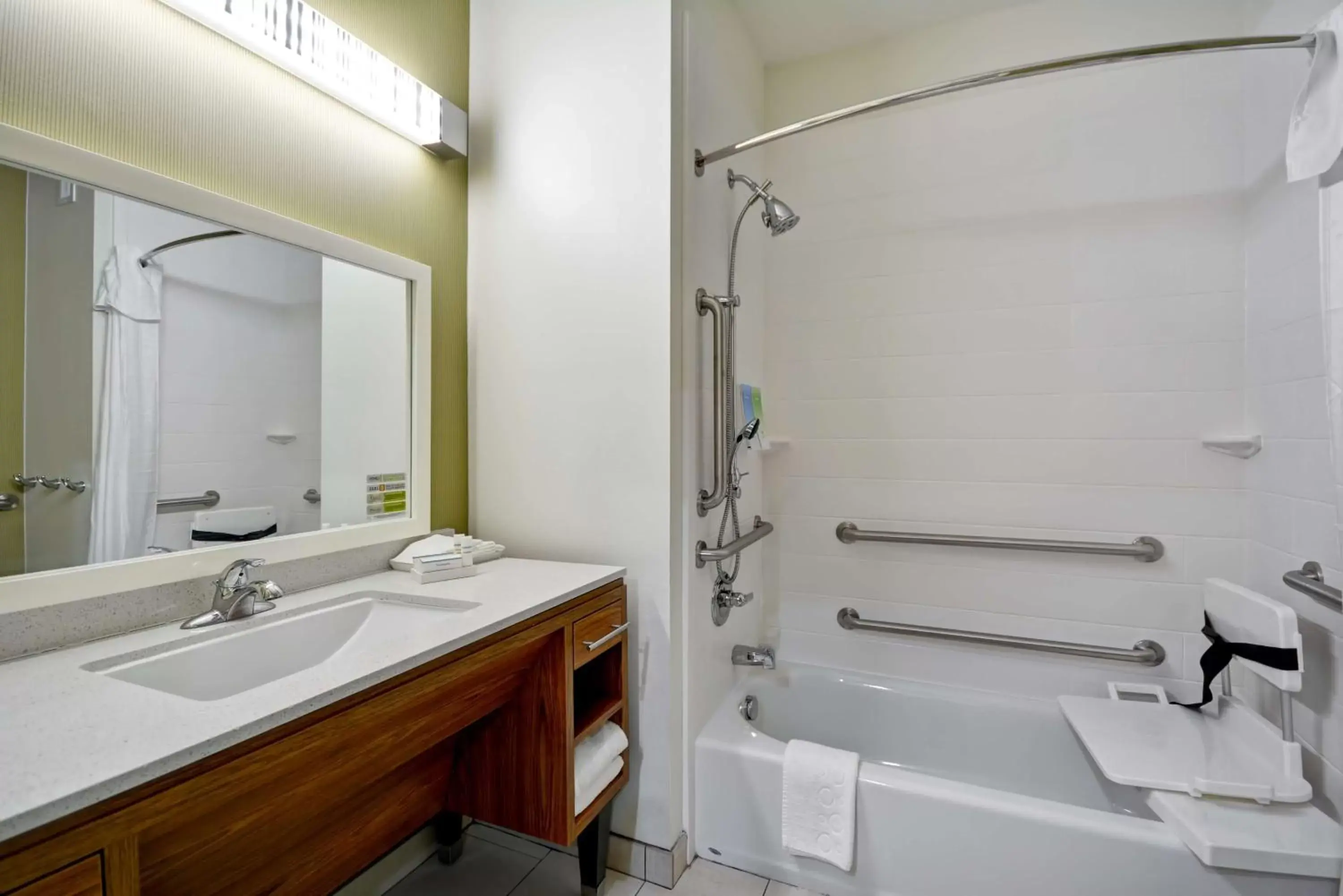 Bathroom in Home2 Suites By Hilton Fort Worth Southwest Cityview
