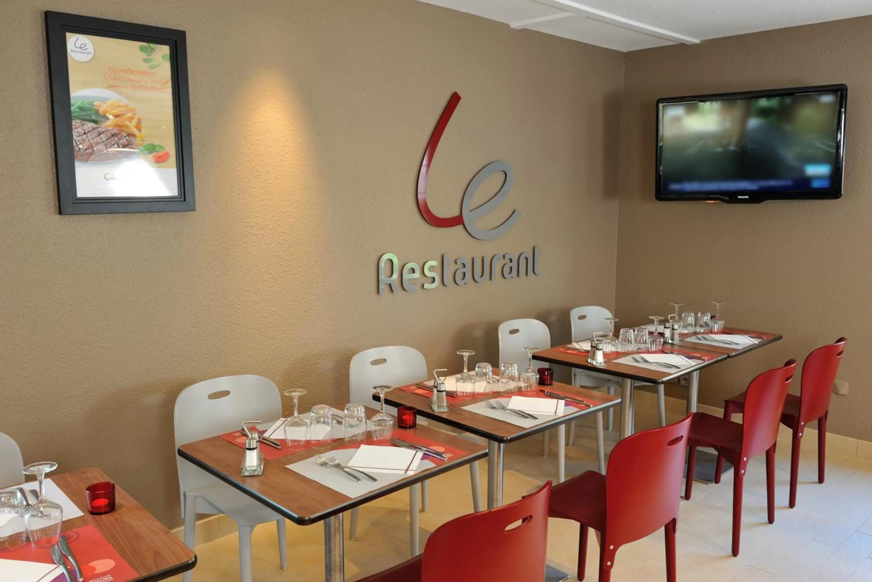 Restaurant/places to eat in Campanile Bourg-En-Bresse ~ Viriat