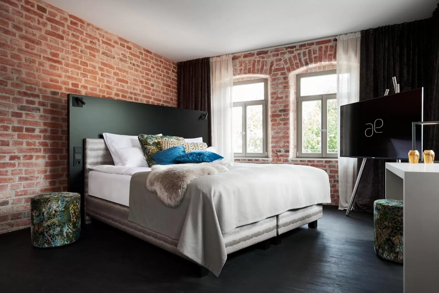 Bed in Mittermeiers Alter Ego