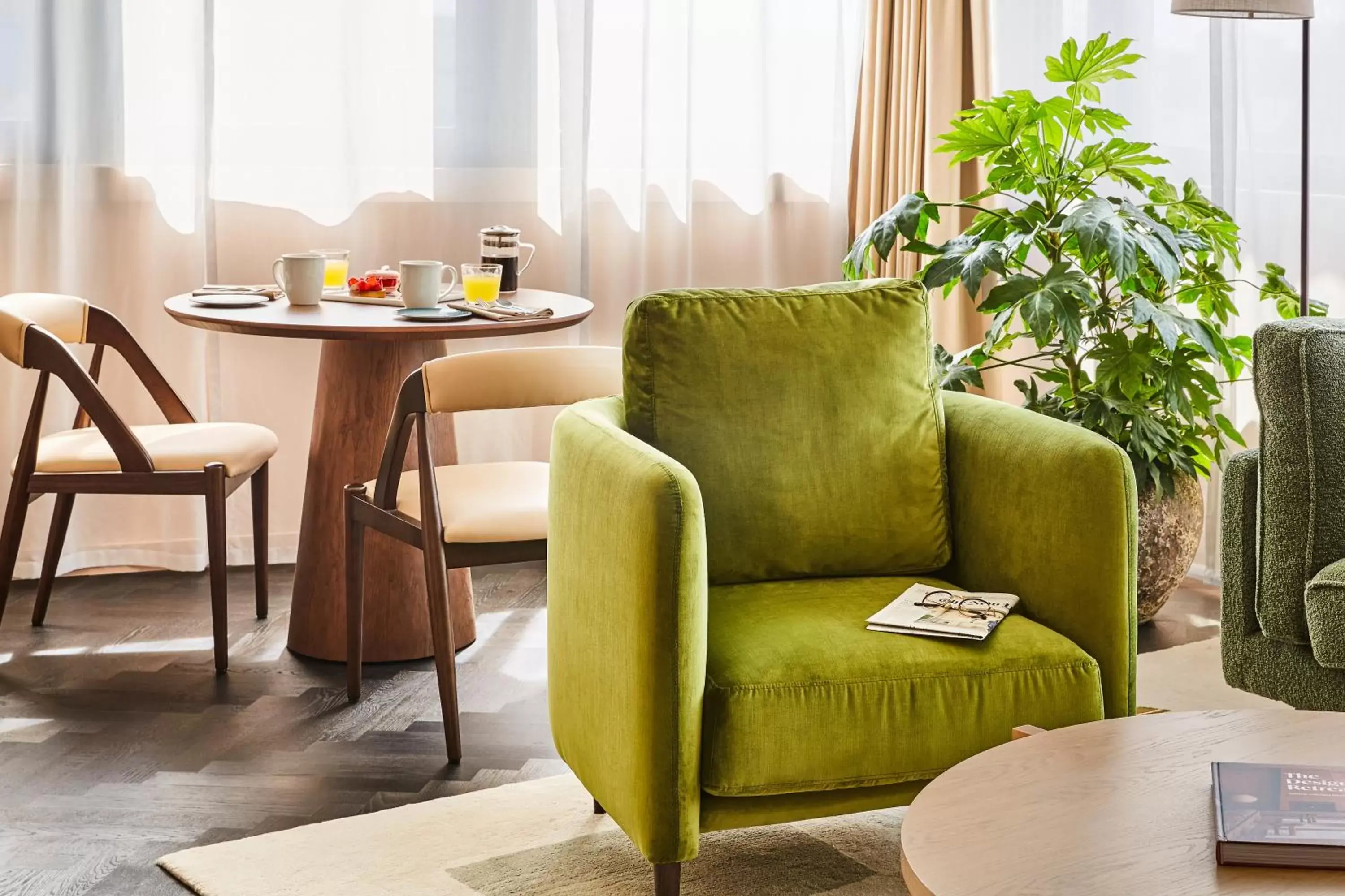 Bedroom, Seating Area in Sofitel Brussels Europe