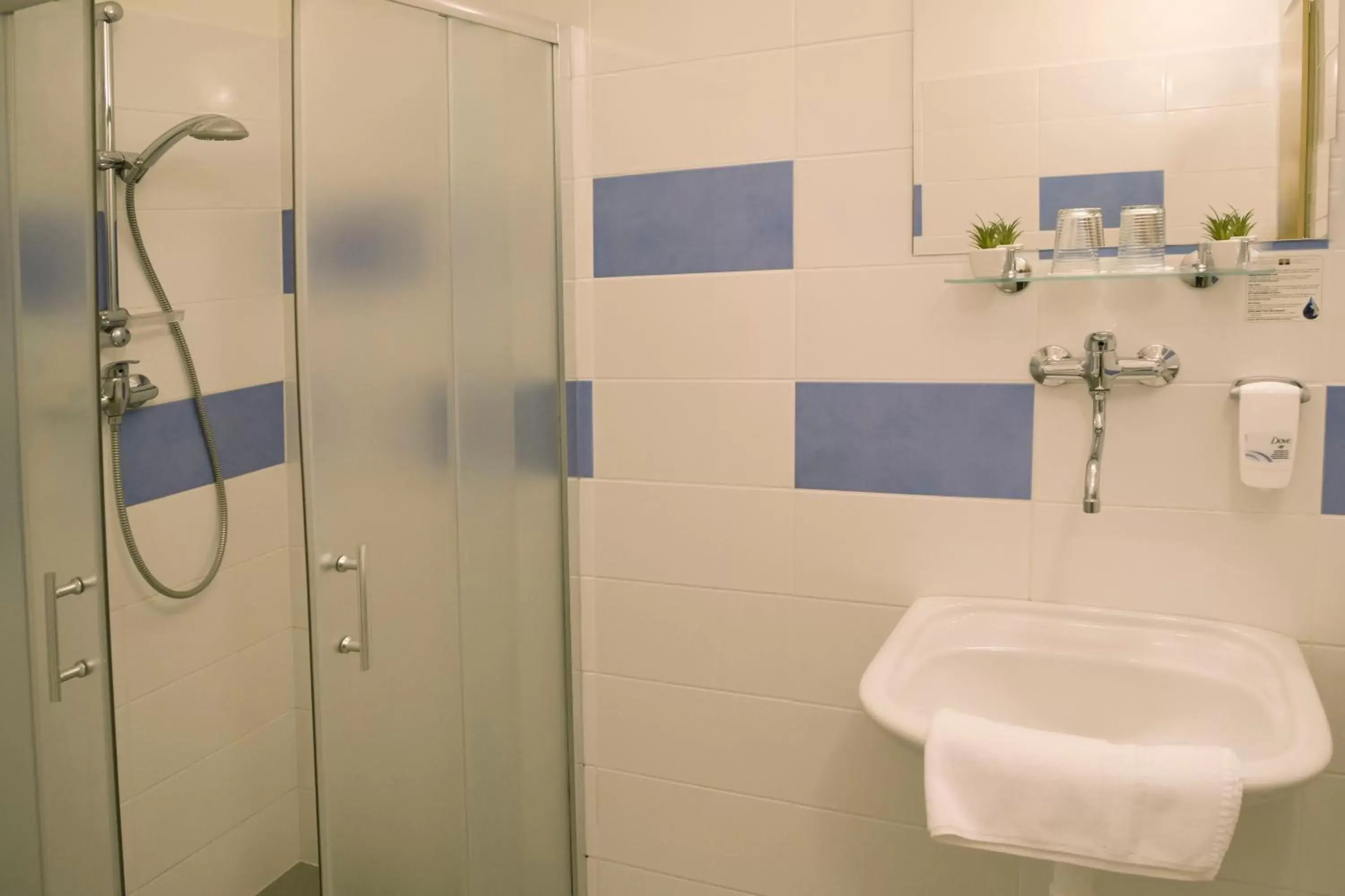 Bathroom in Hotel Marttel