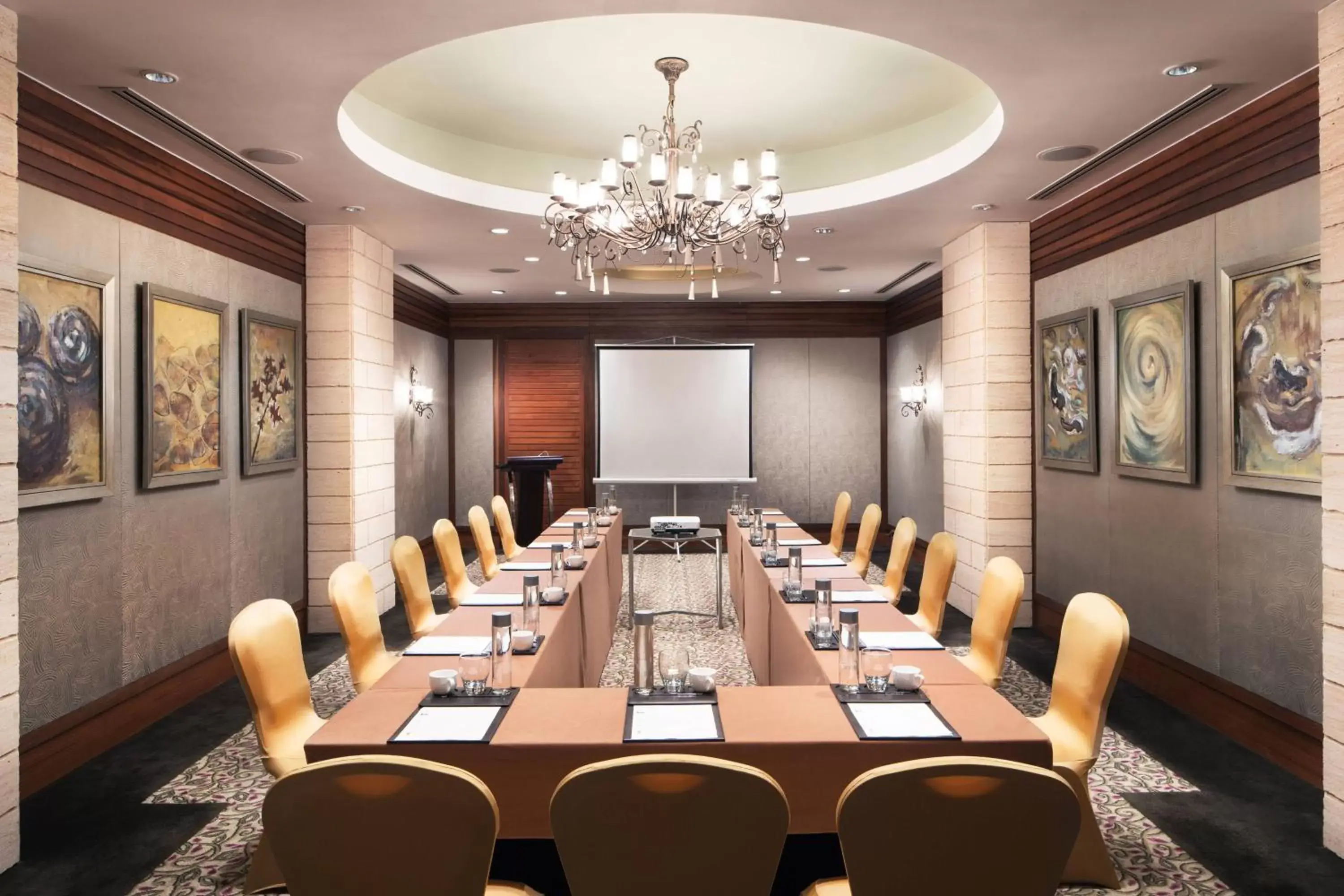 Meeting/conference room in Sanya Marriott Yalong Bay Resort & Spa