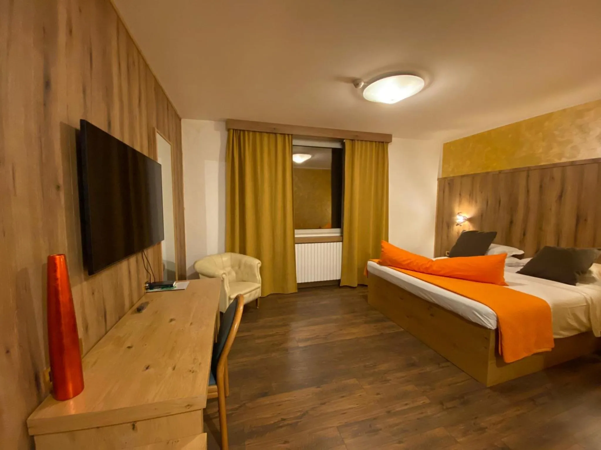 Photo of the whole room, Bed in Hotel Casagrande