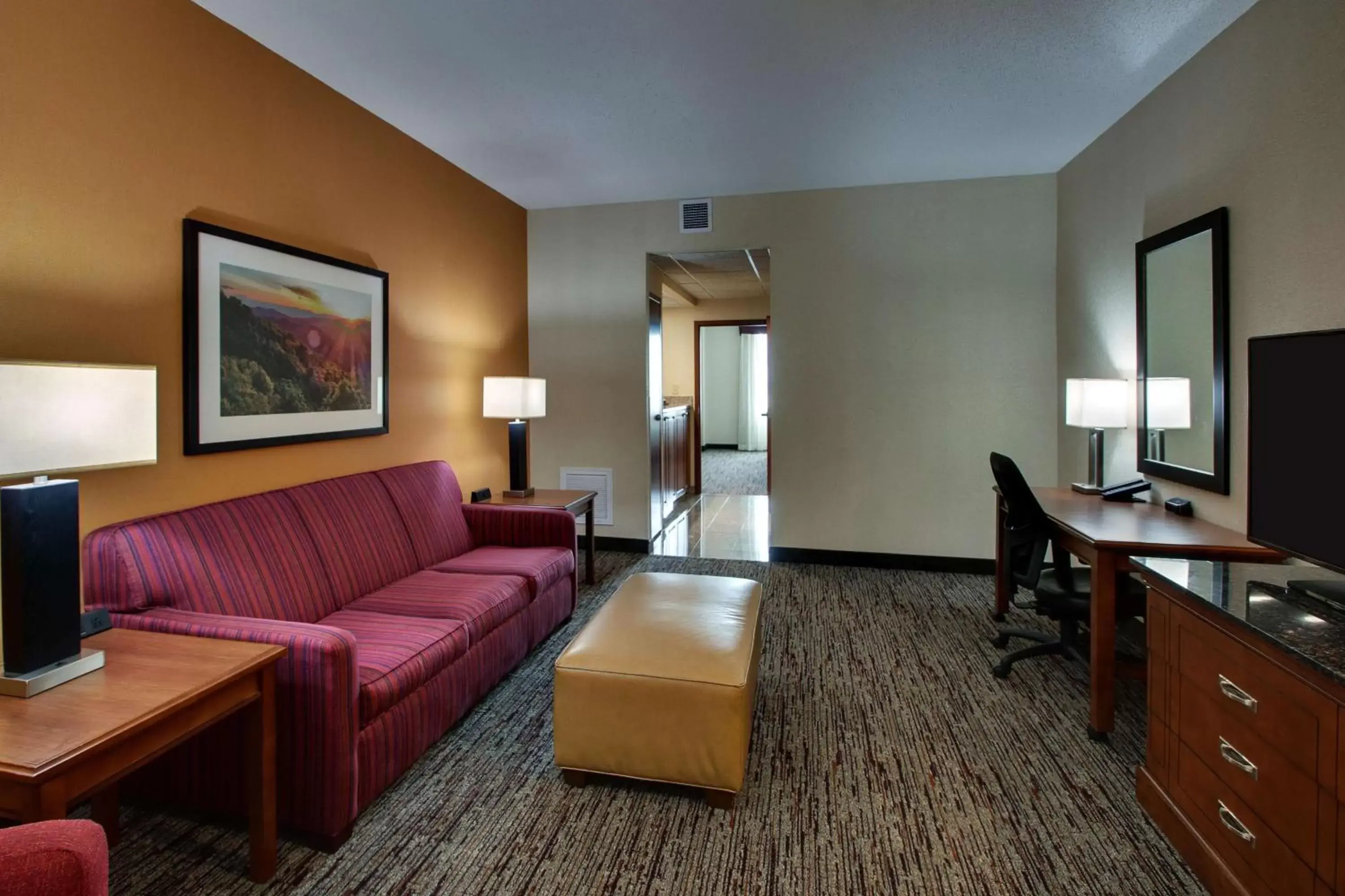 Bedroom, Seating Area in Drury Inn & Suites Charlotte Northlake