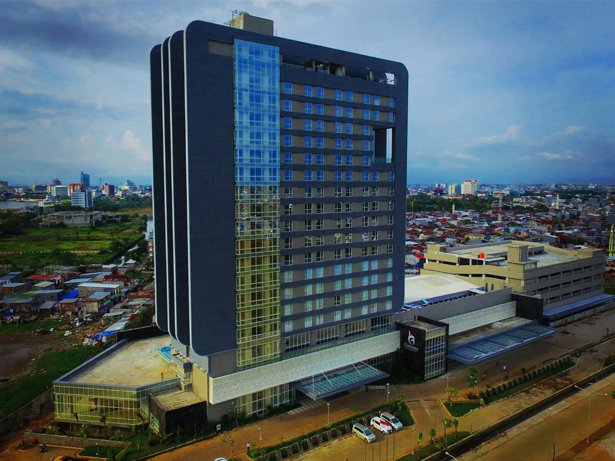 Facade/entrance, Nearby Landmark in Gammara Hotel Makassar