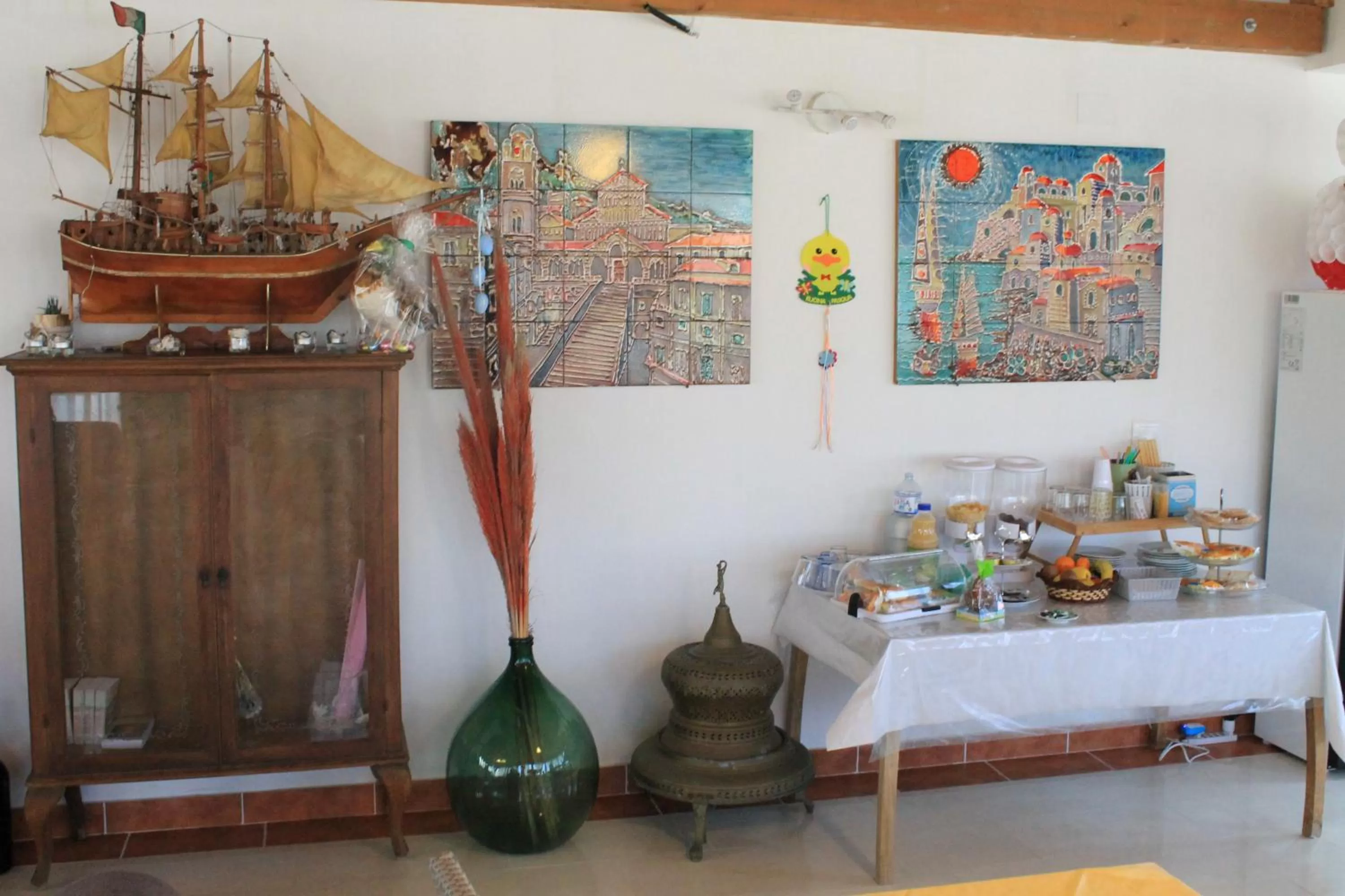 Breakfast in B&B Palazzo Manfredi Vieste, Fronte mare con Parcheggio