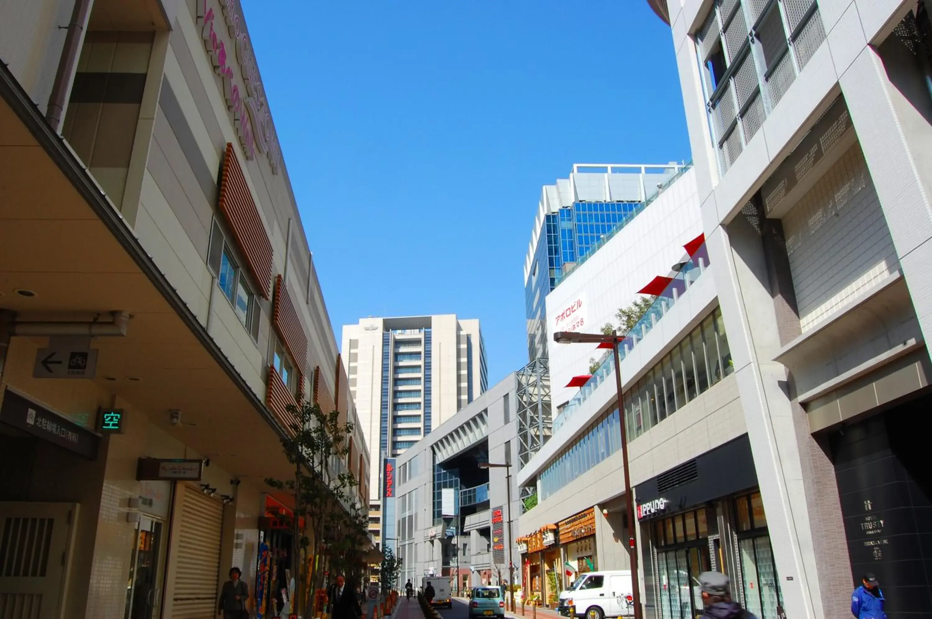 Nearby landmark in Hotel Wing International Select Higashi Osaka