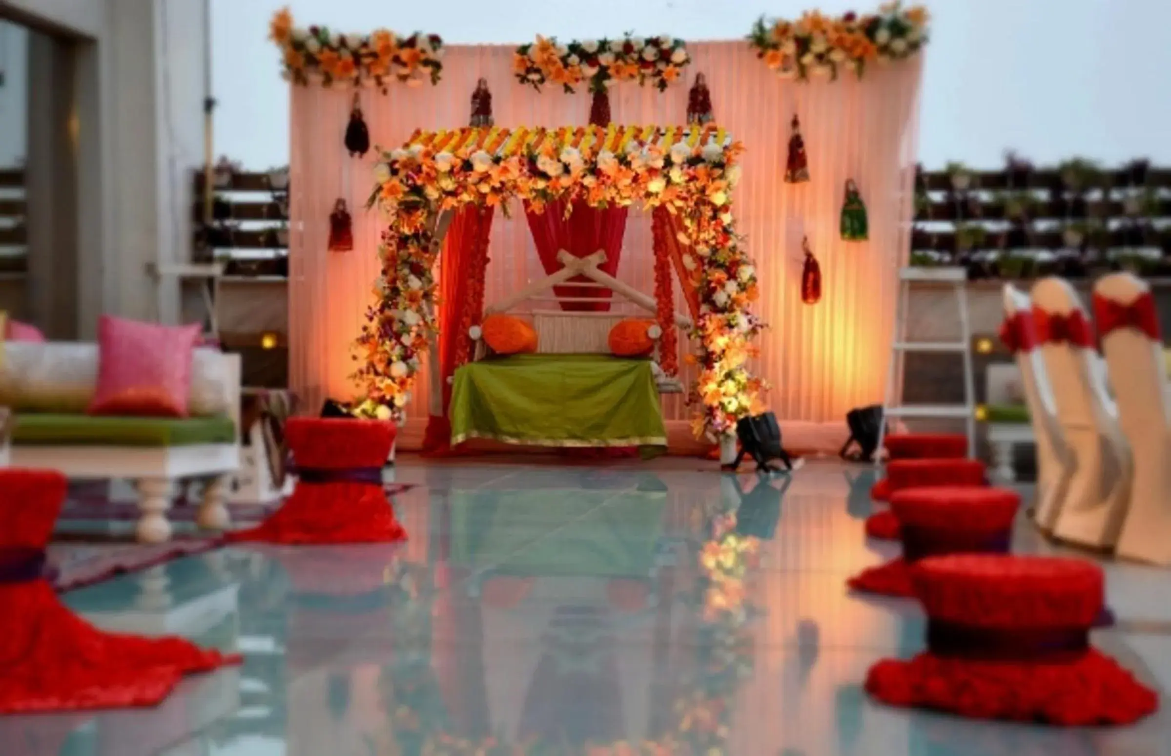 Banquet/Function facilities, Banquet Facilities in Golden Tulip Vasundhara Hotel and Suites