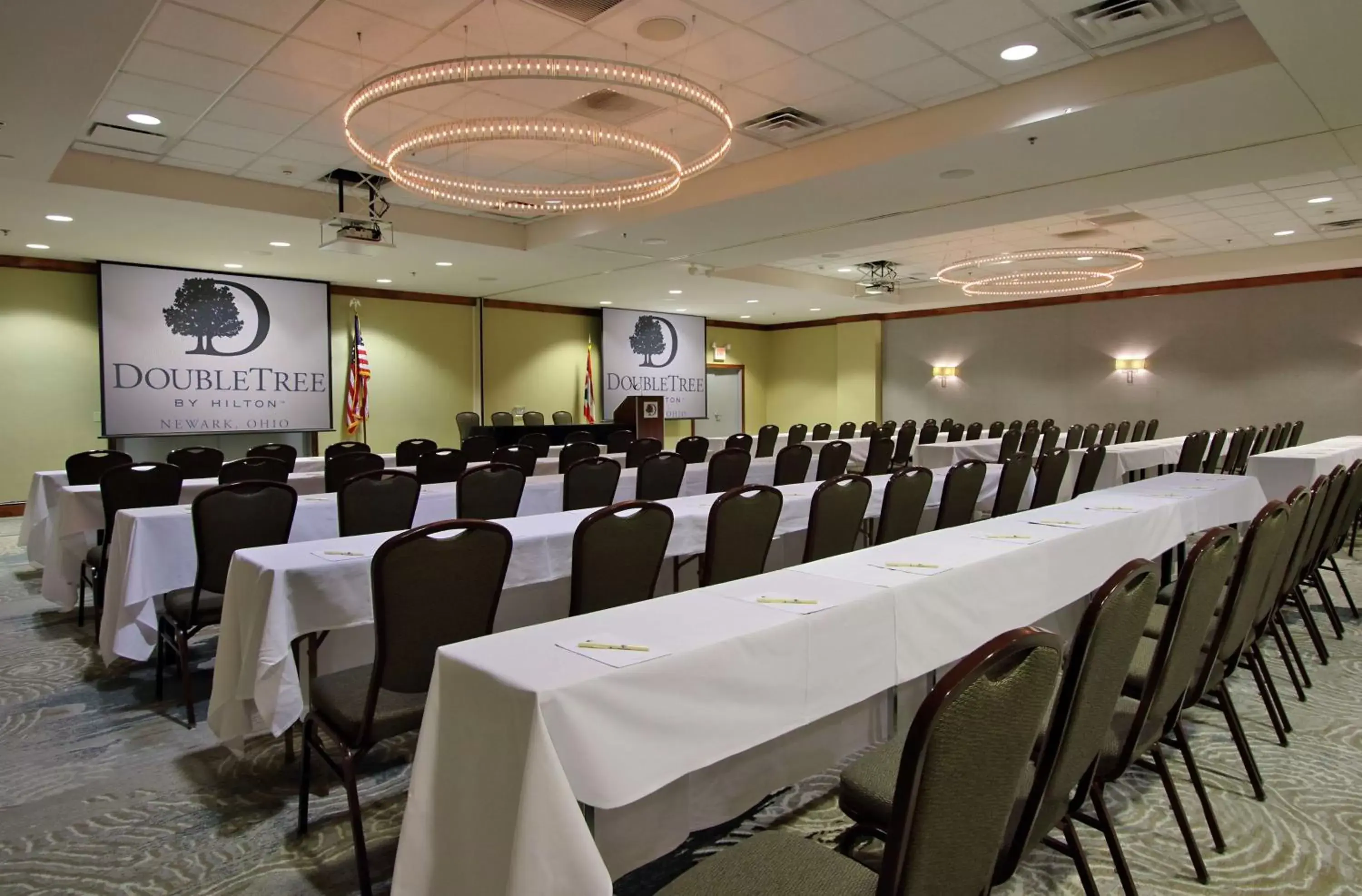 Meeting/conference room in Doubletree by Hilton Newark