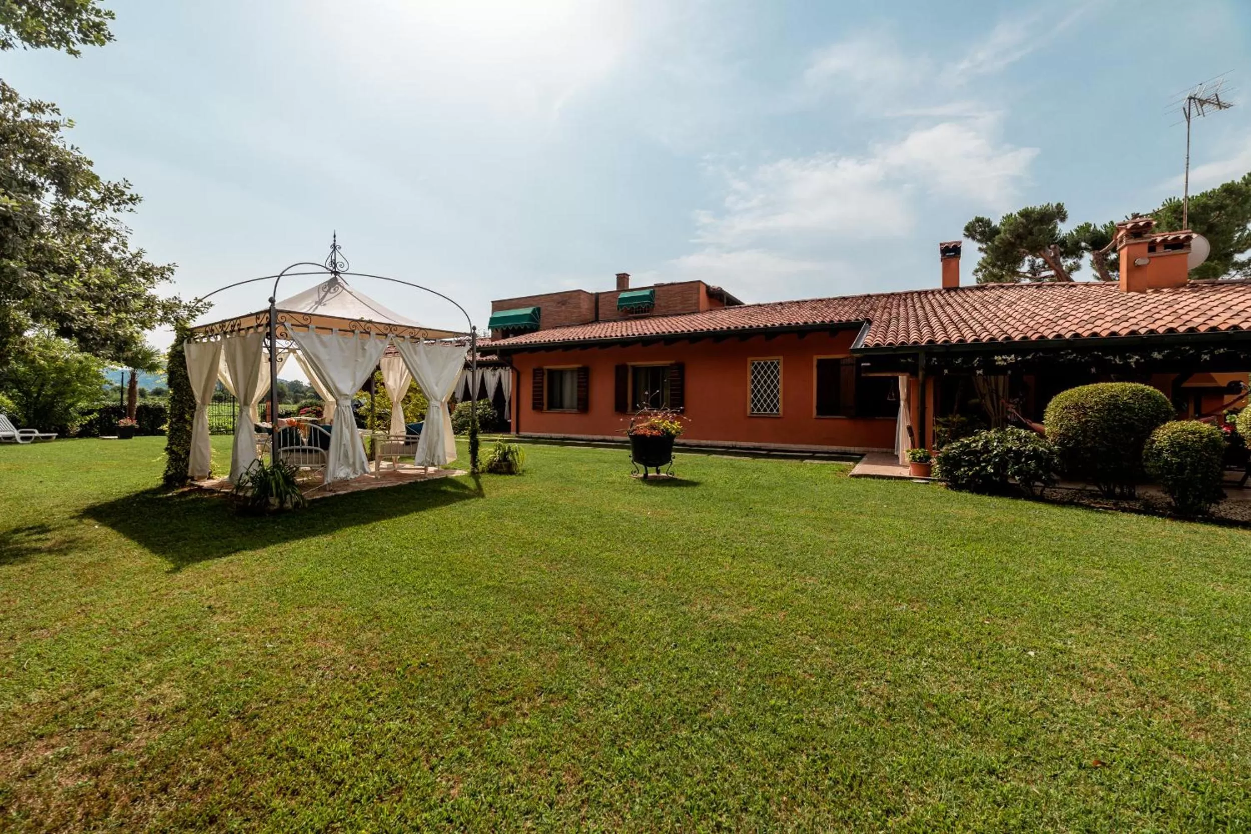 Property building in B&B Sweet Dreams