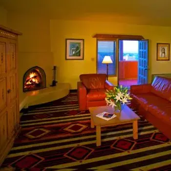 Seating Area in The Lodge at Santa Fe