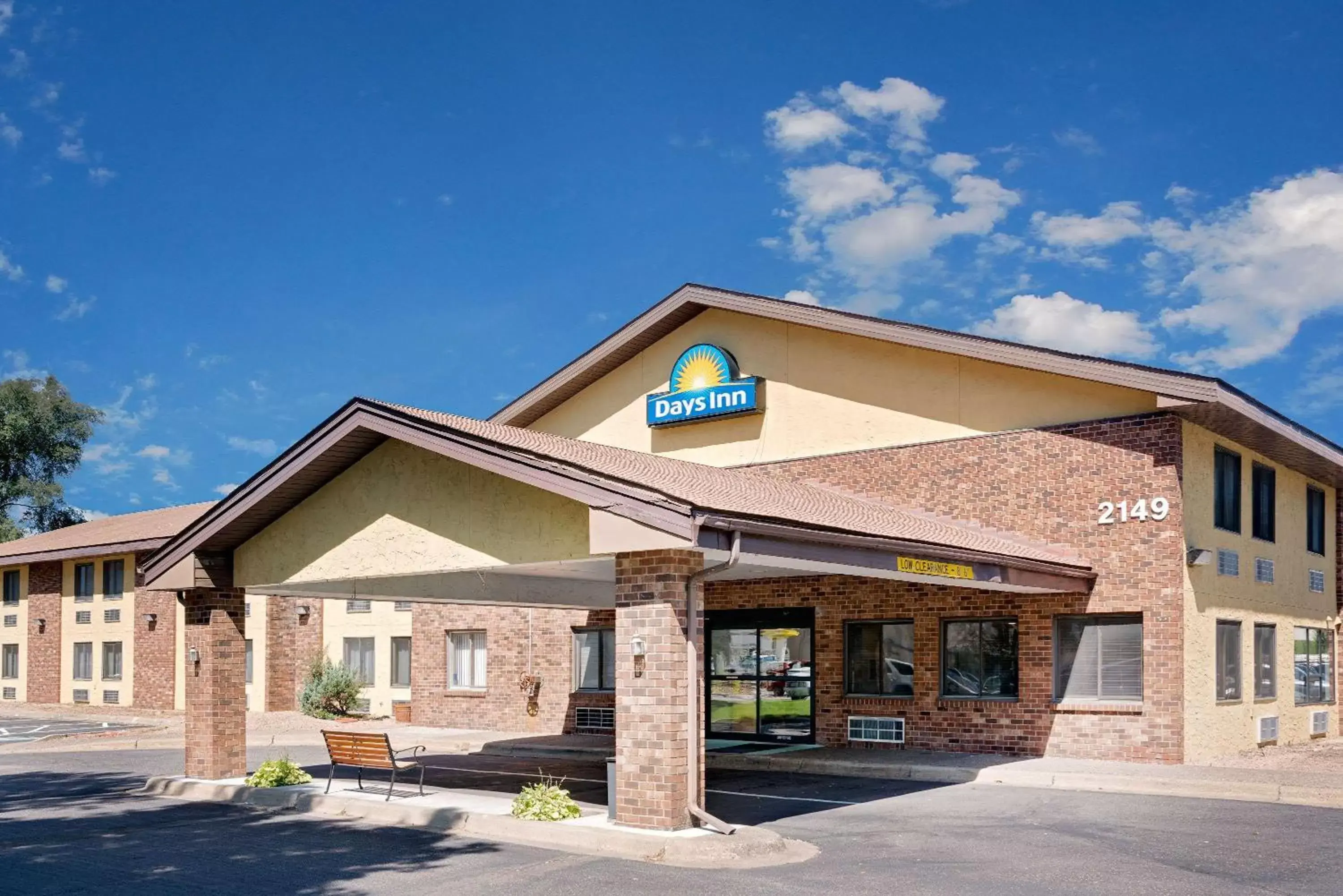 Property building in Days Inn by Wyndham Mounds View Twin Cities North