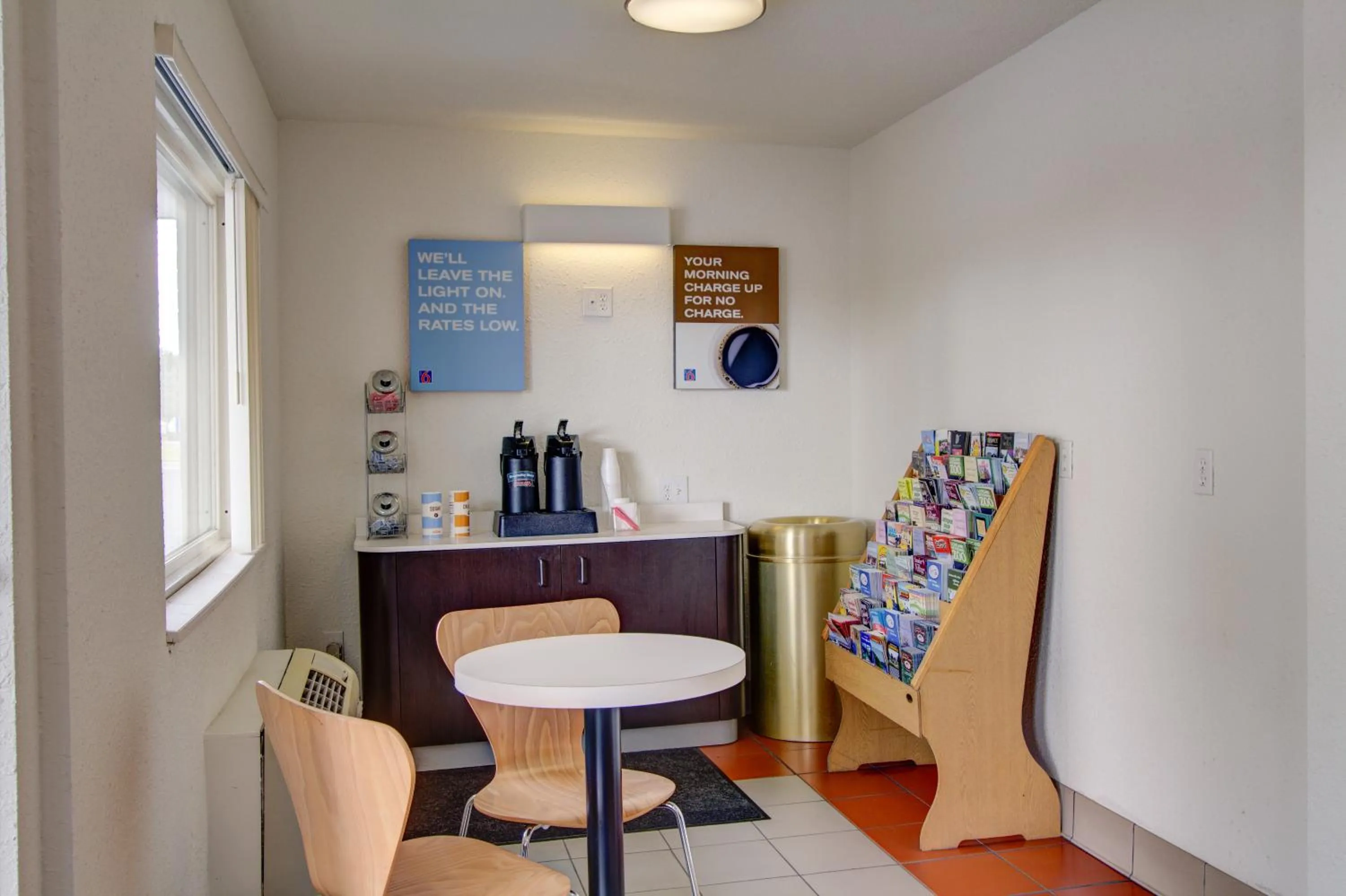 Lobby or reception in Motel 6-Richfield, OH