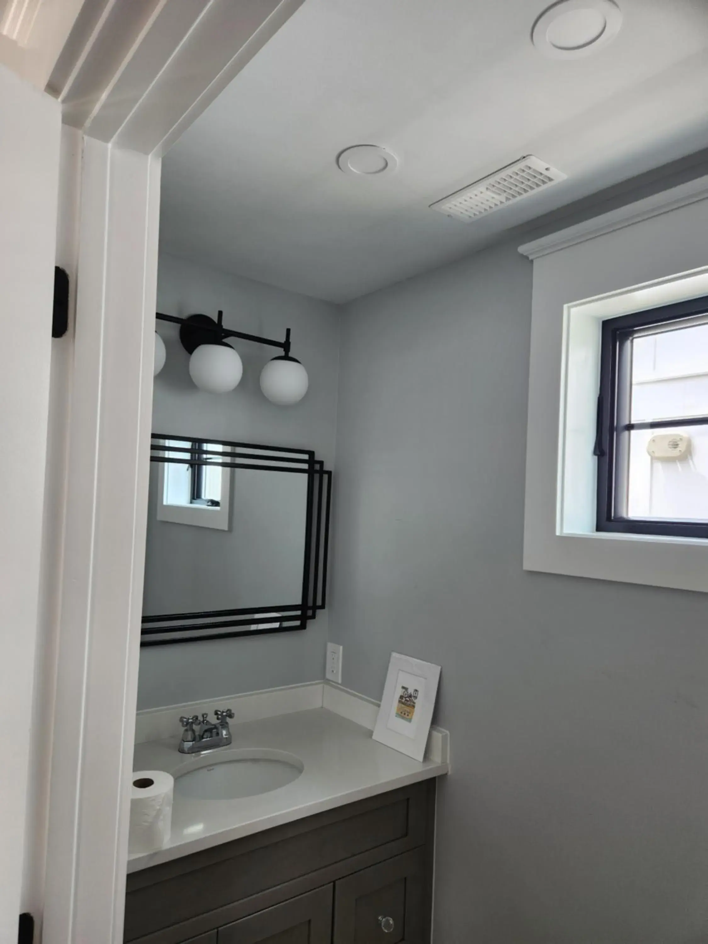 Bathroom in The Hen Houses