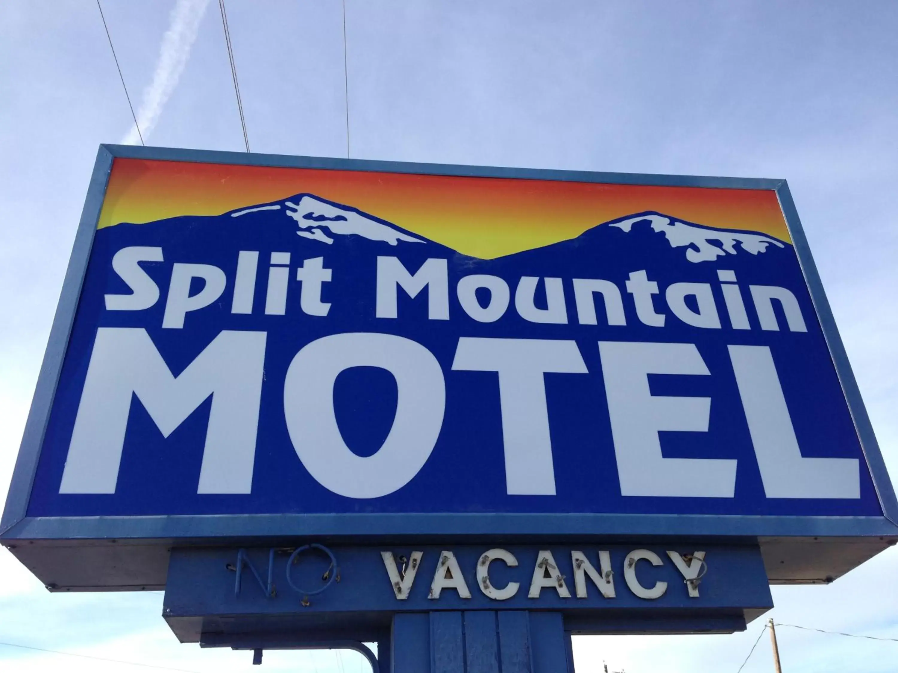 Property logo or sign, Property Logo/Sign in Split Mountain Motel