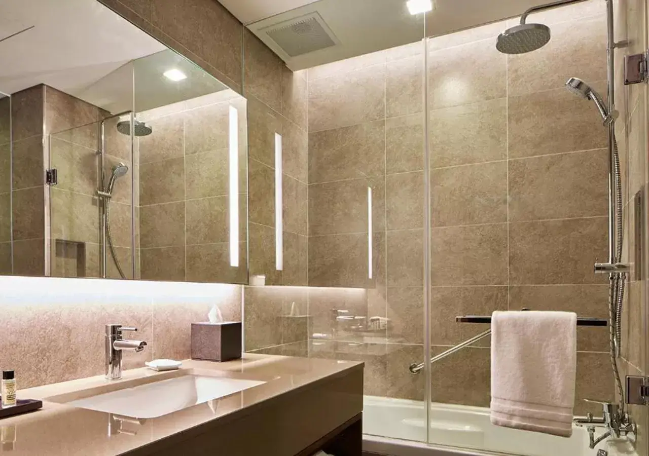 Shower, Bathroom in Four Points by Sheraton Josun, Seoul Station