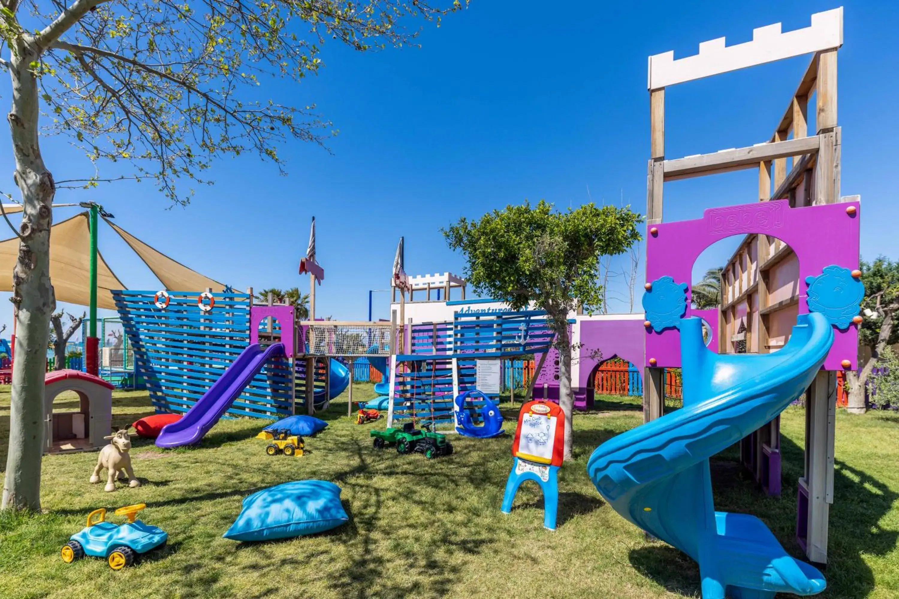 Children play ground, Children's Play Area in Spice Hotel & Spa