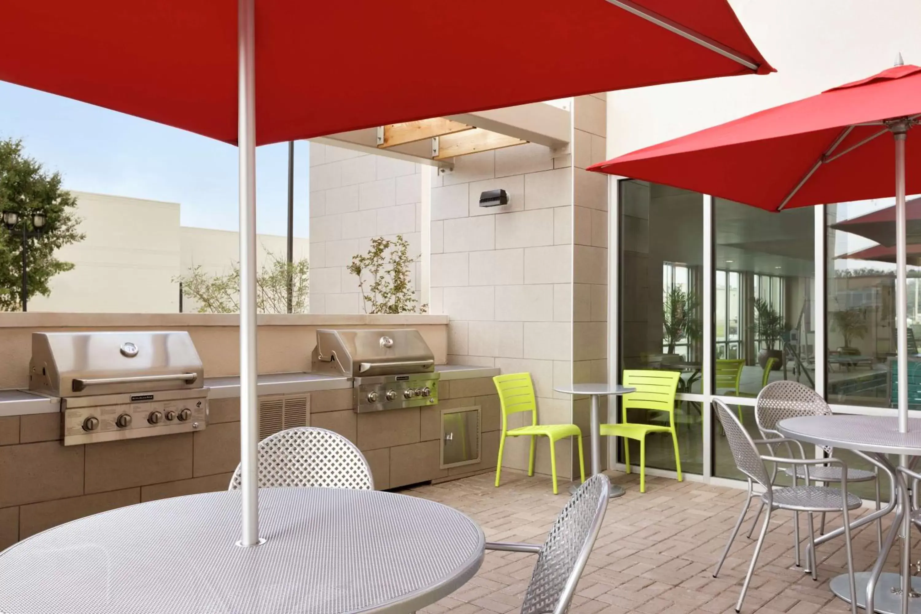 Patio in Home2 Suites by Hilton Stillwater