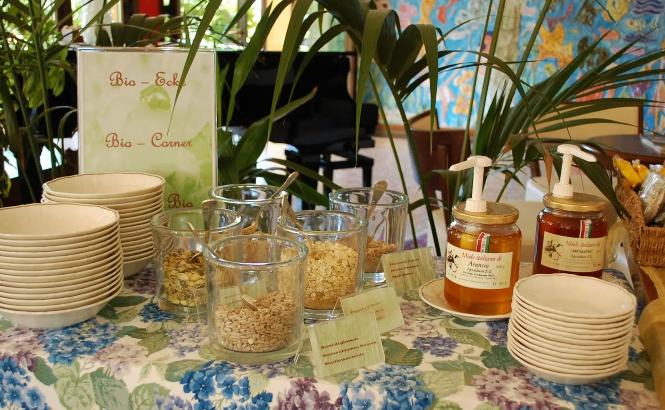 Food in Villa Madrina Lovely and Dynamic Hotel