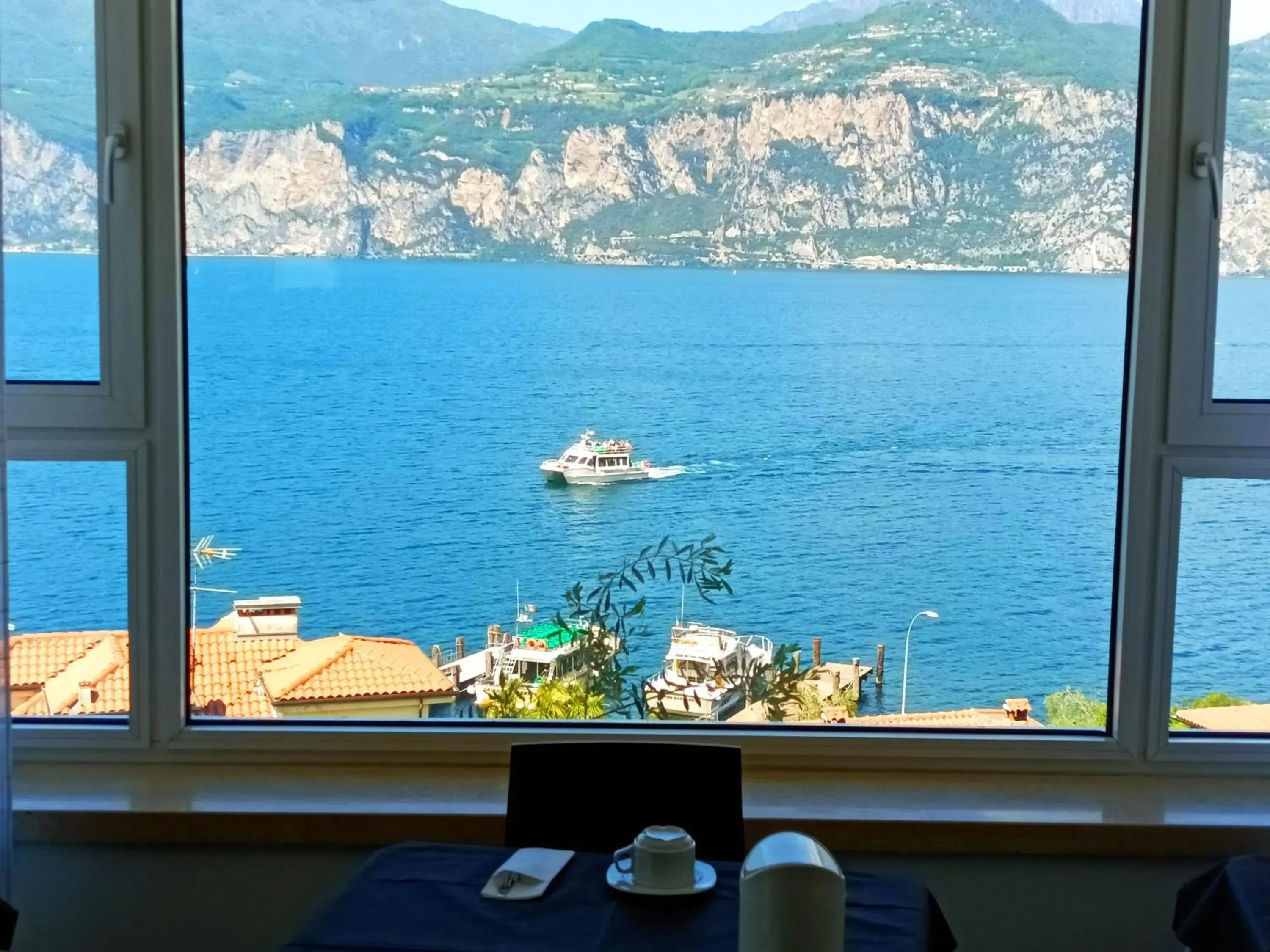 Sea View in Hotel Antonella