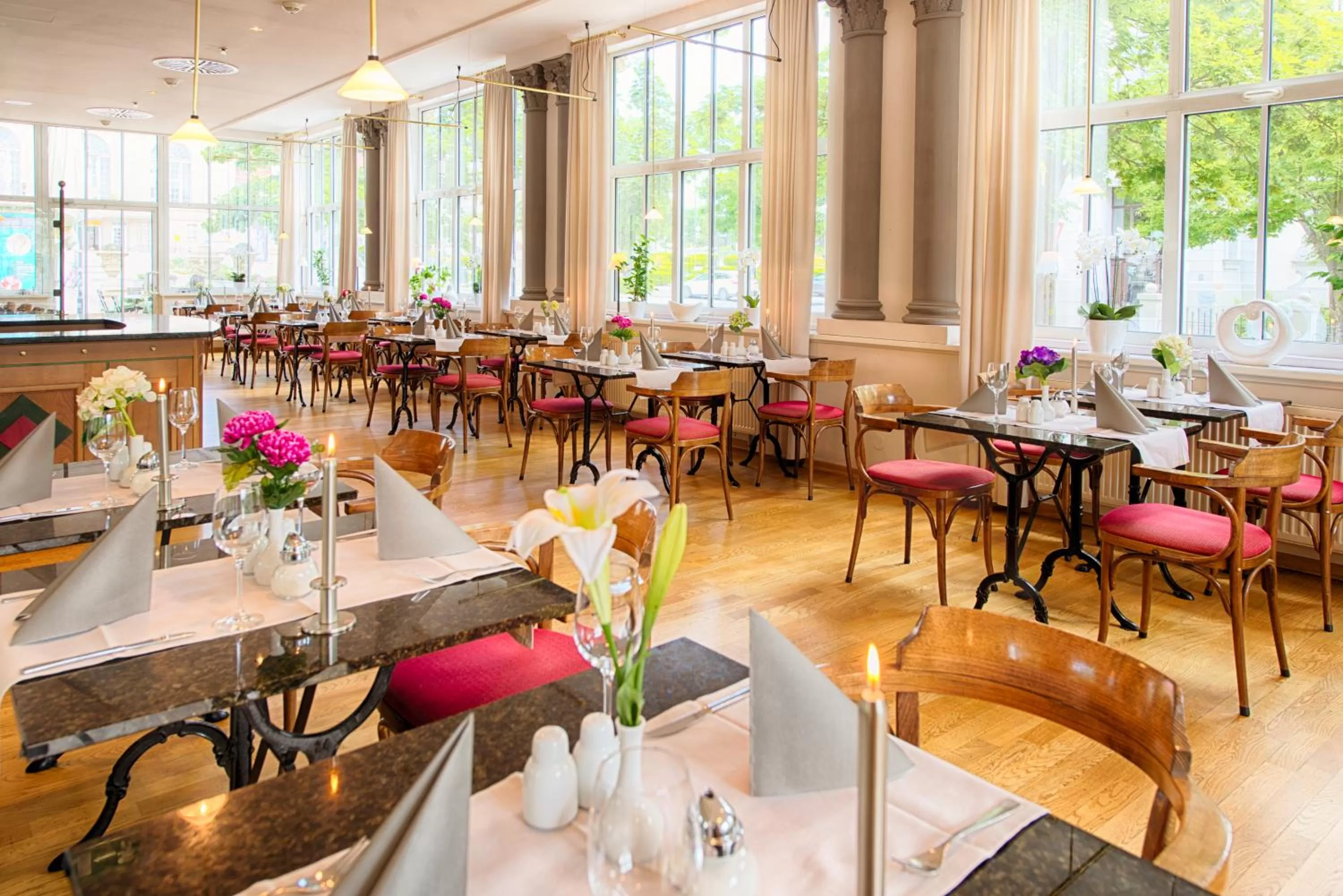 Restaurant/places to eat in Hotel Kaiserin Augusta