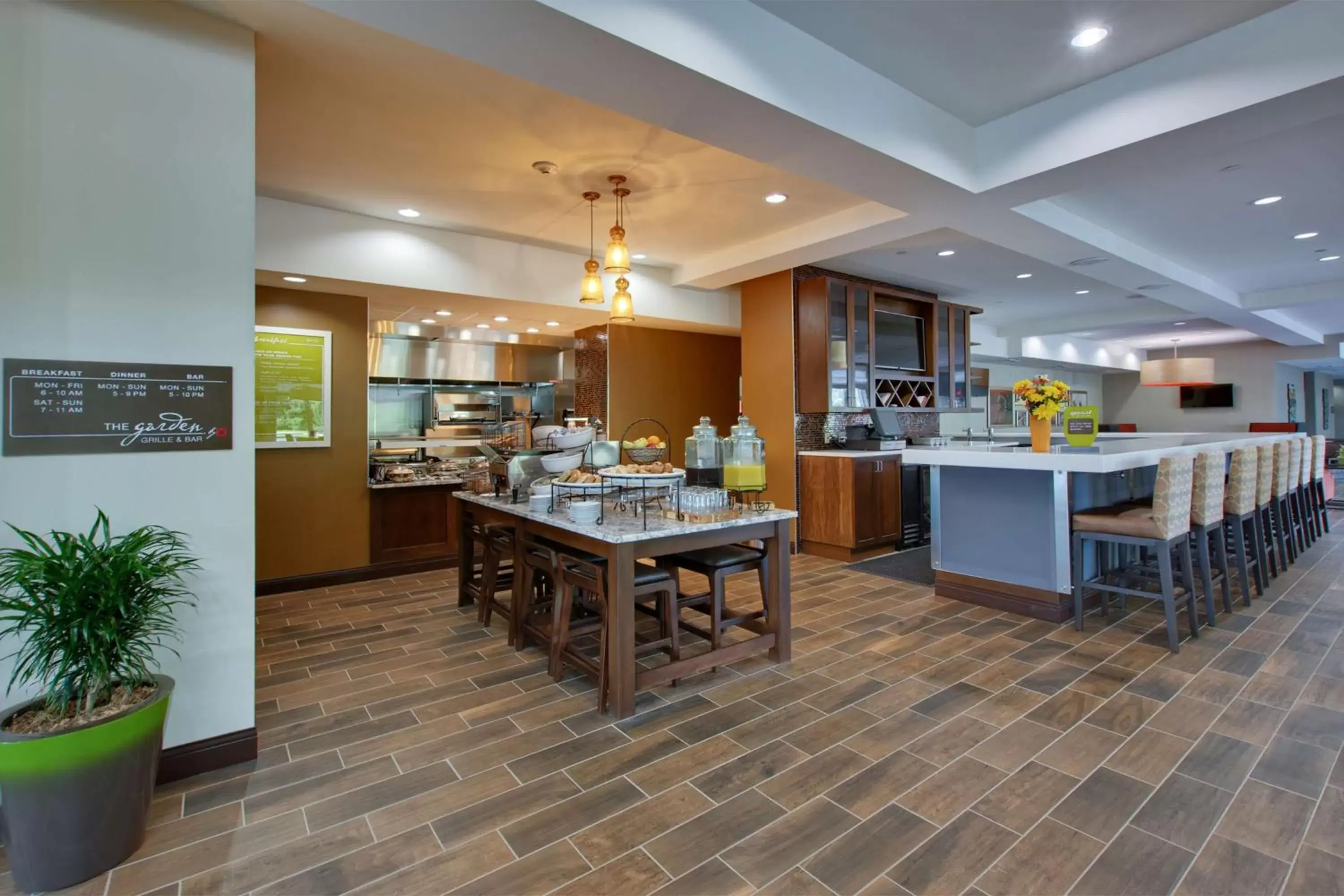 Dining area, Restaurant/Places to Eat in Hilton Garden Inn Benton Harbor