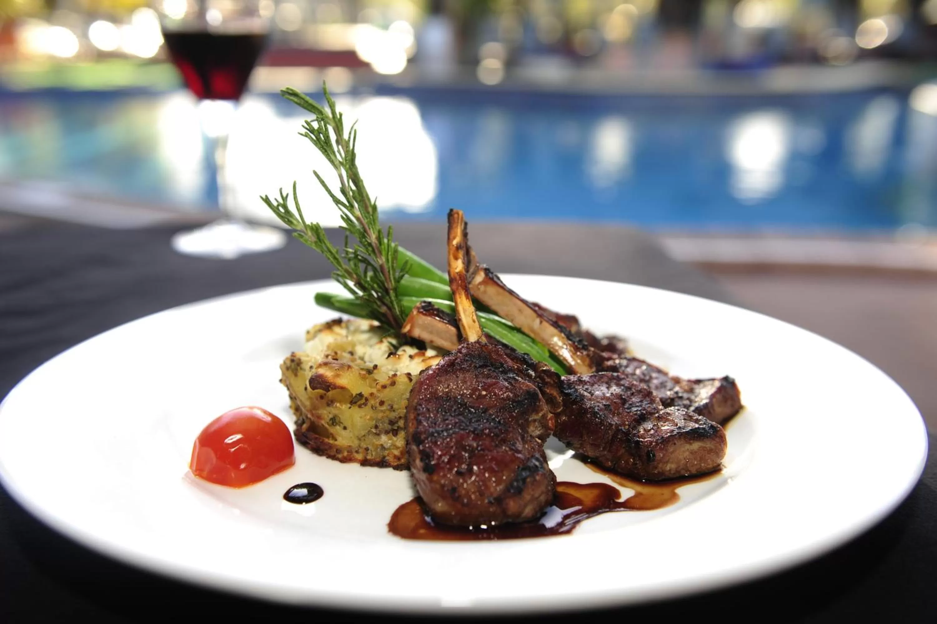 Restaurant/places to eat in Mercure Alice Springs Resort