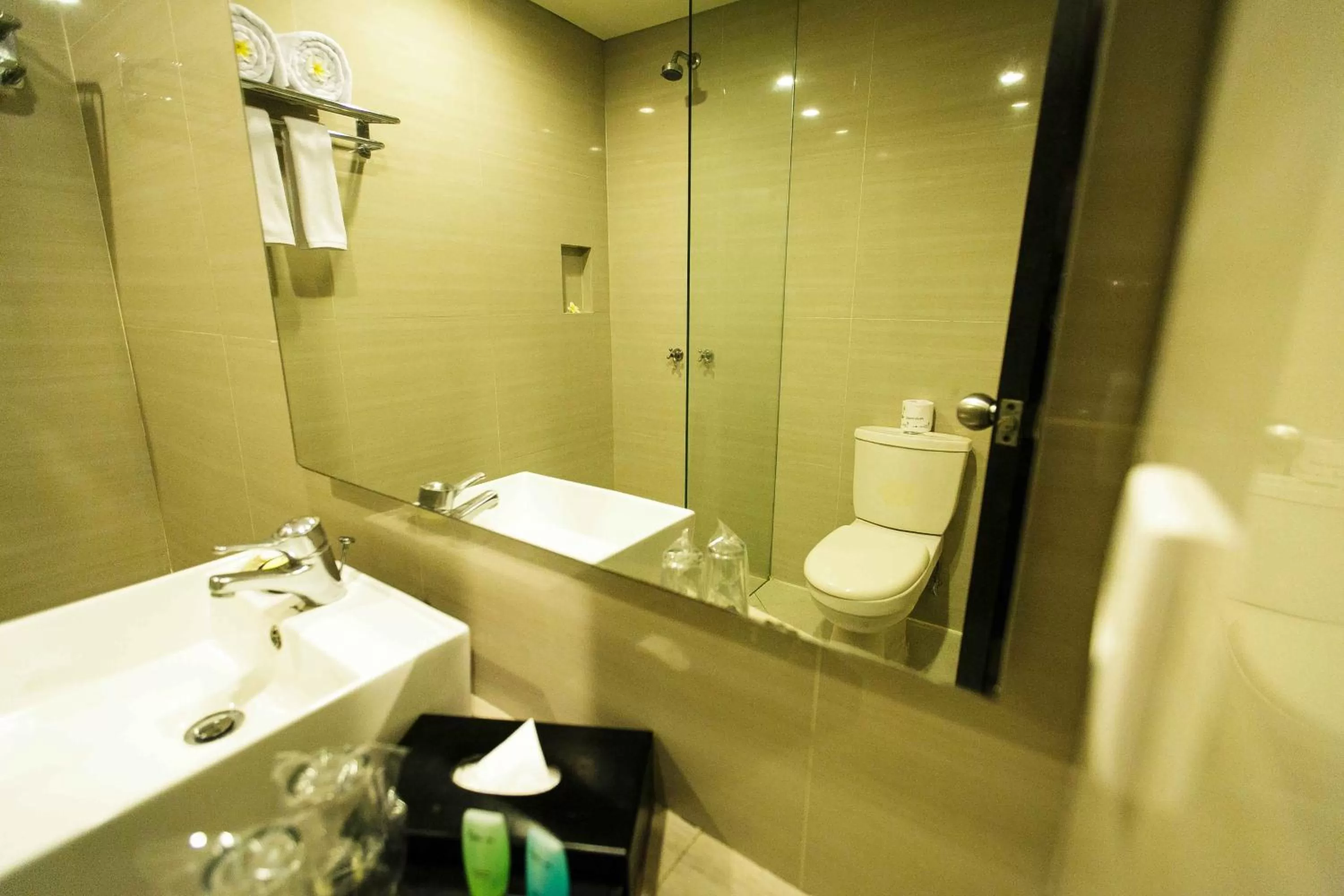 Bathroom in Legian Paradiso Hotel