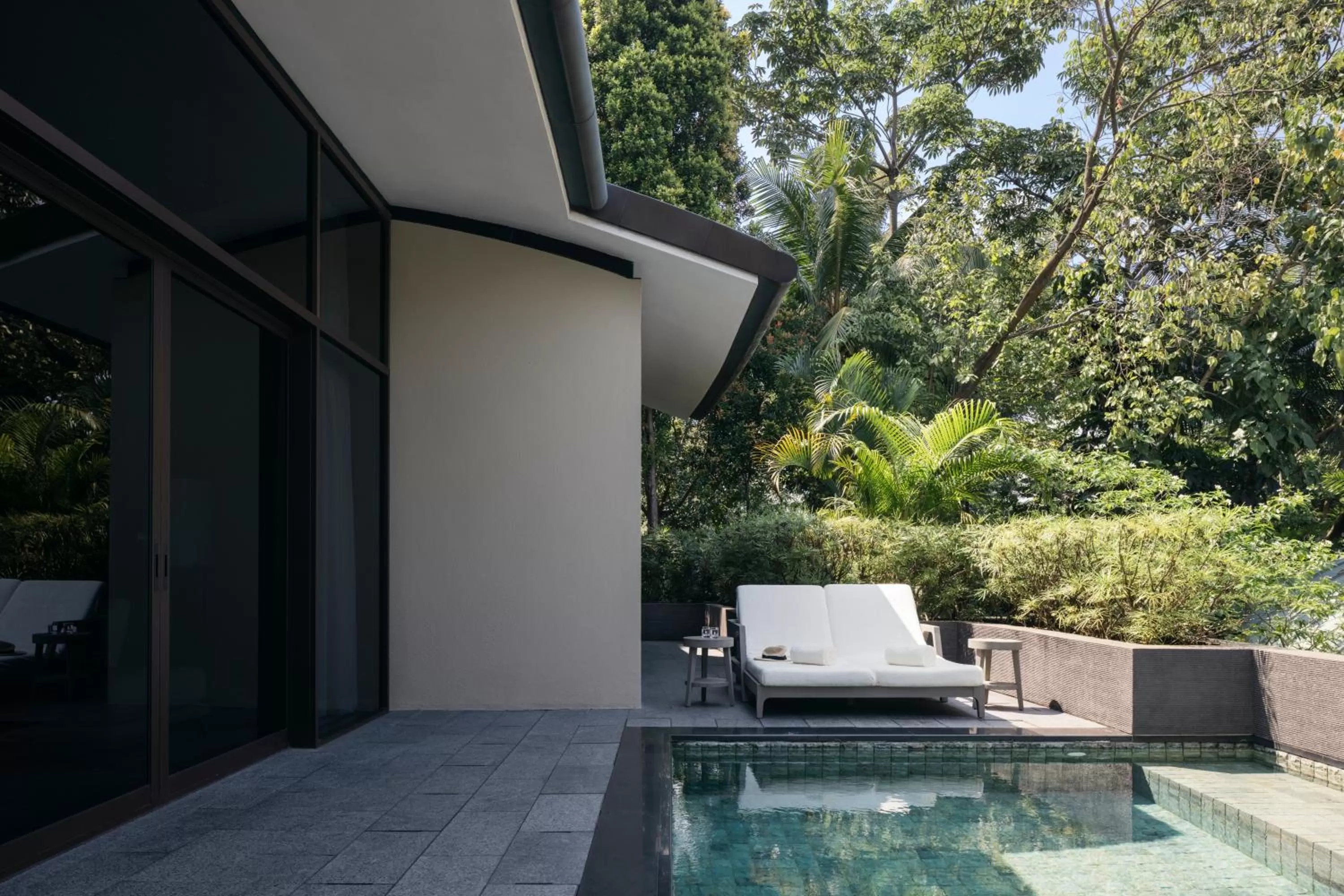 Balcony/Terrace in Capella Singapore