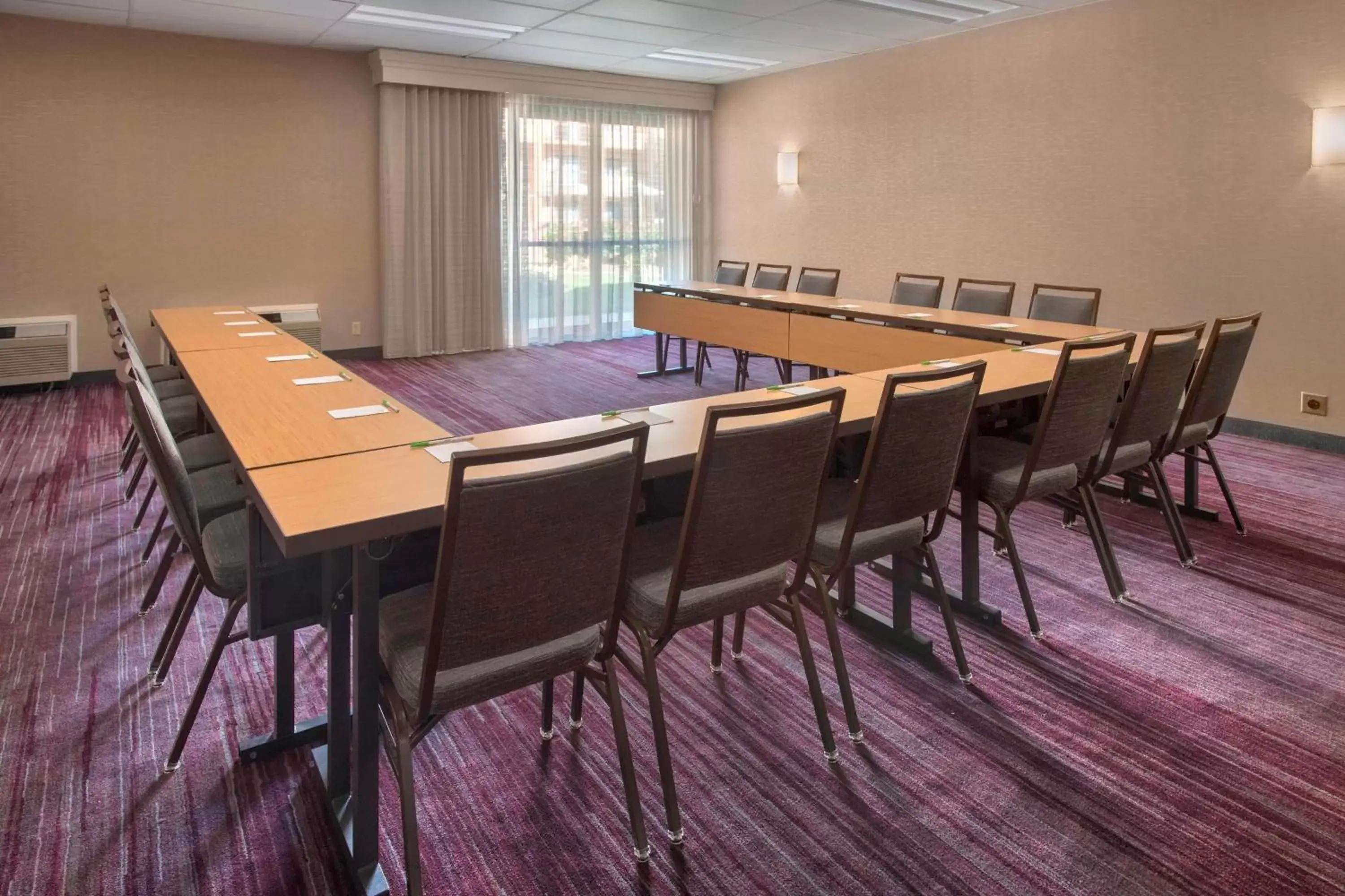 Meeting/conference room in Courtyard by Marriott Rye