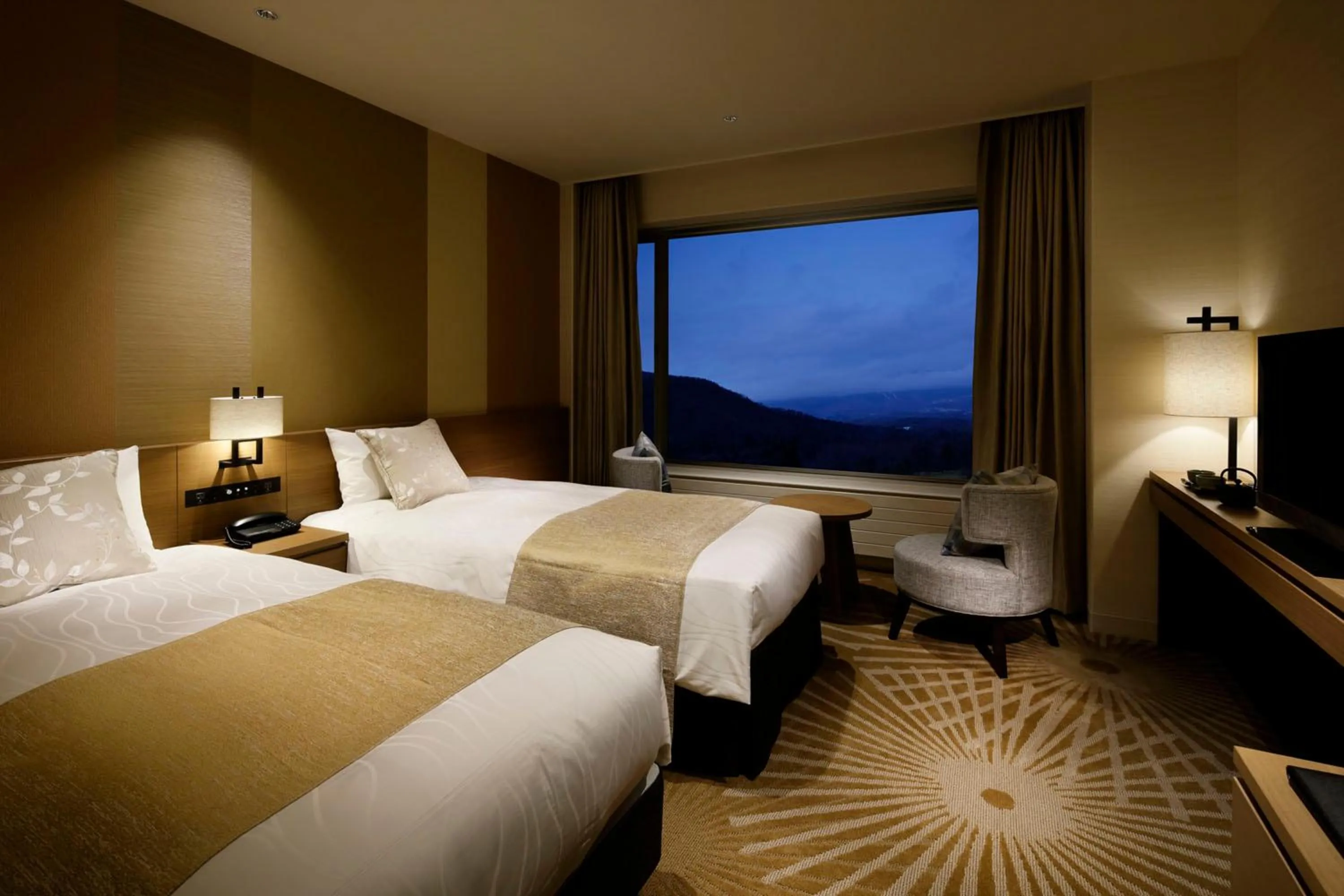 Night, Bed in Shizukuishi Prince Hotel