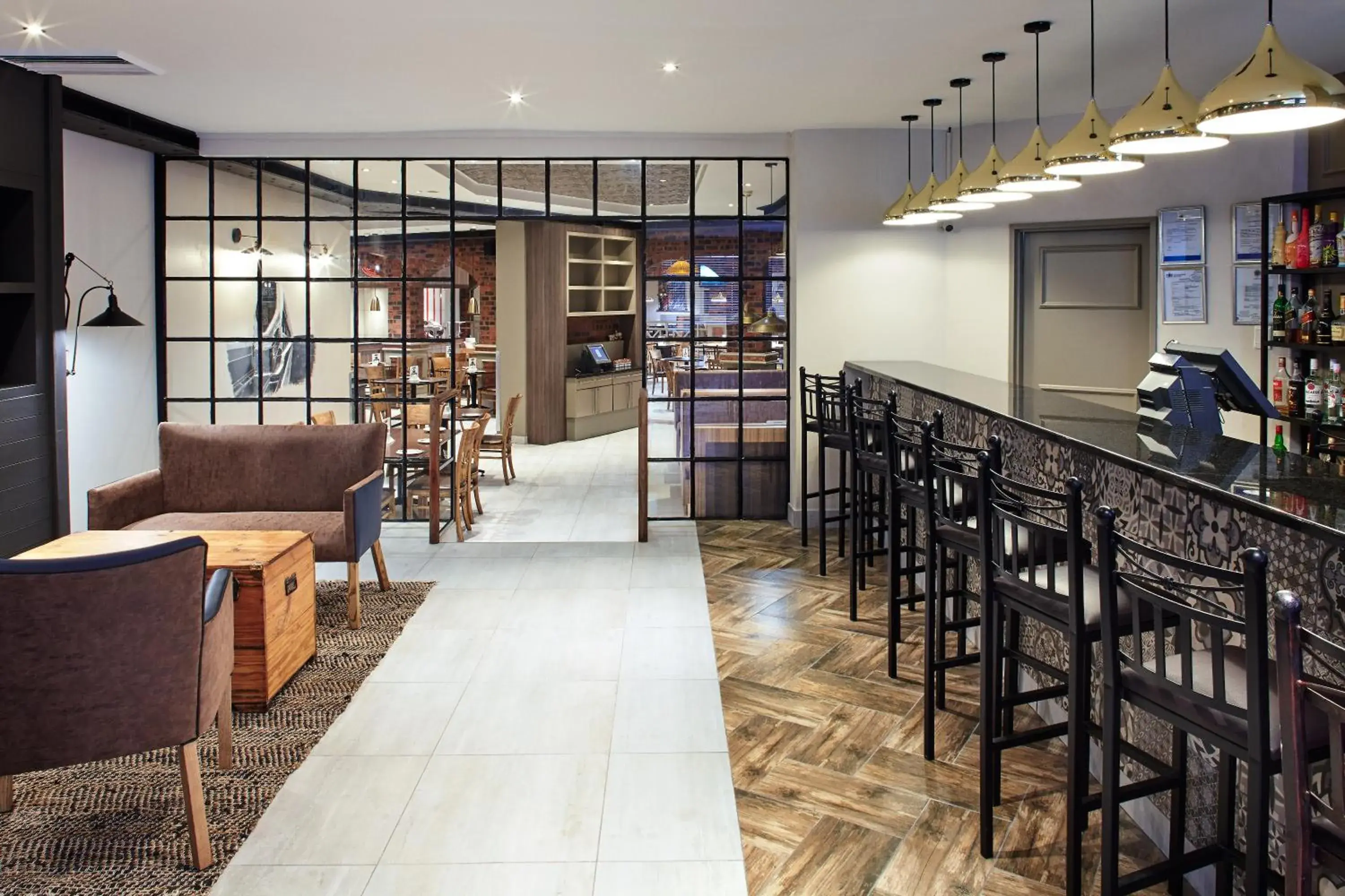 Restaurant/places to eat in Garden Court Milpark, Johannesburg Restaurant/places to eat in Garden Court Milpark, Johannesburg