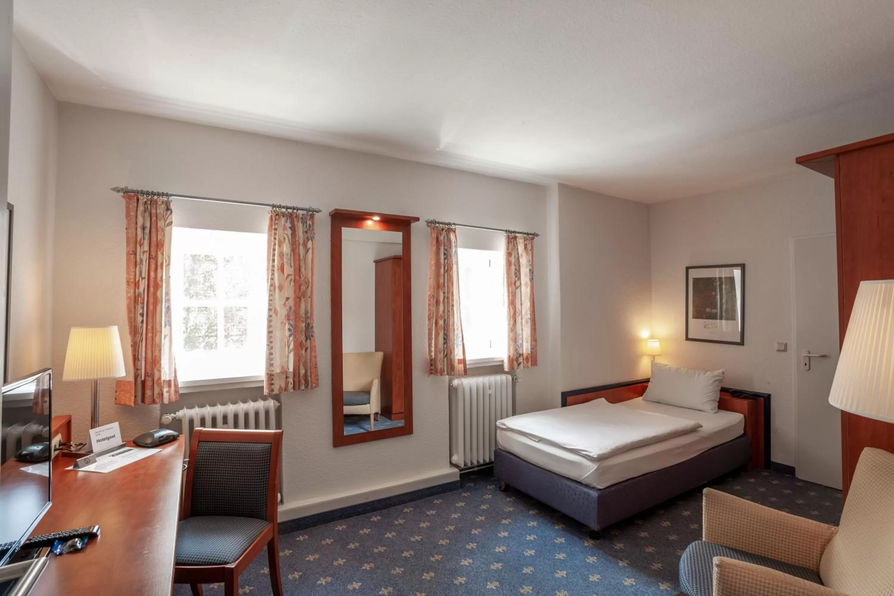 Photo of the whole room, Bed in Hotel am See