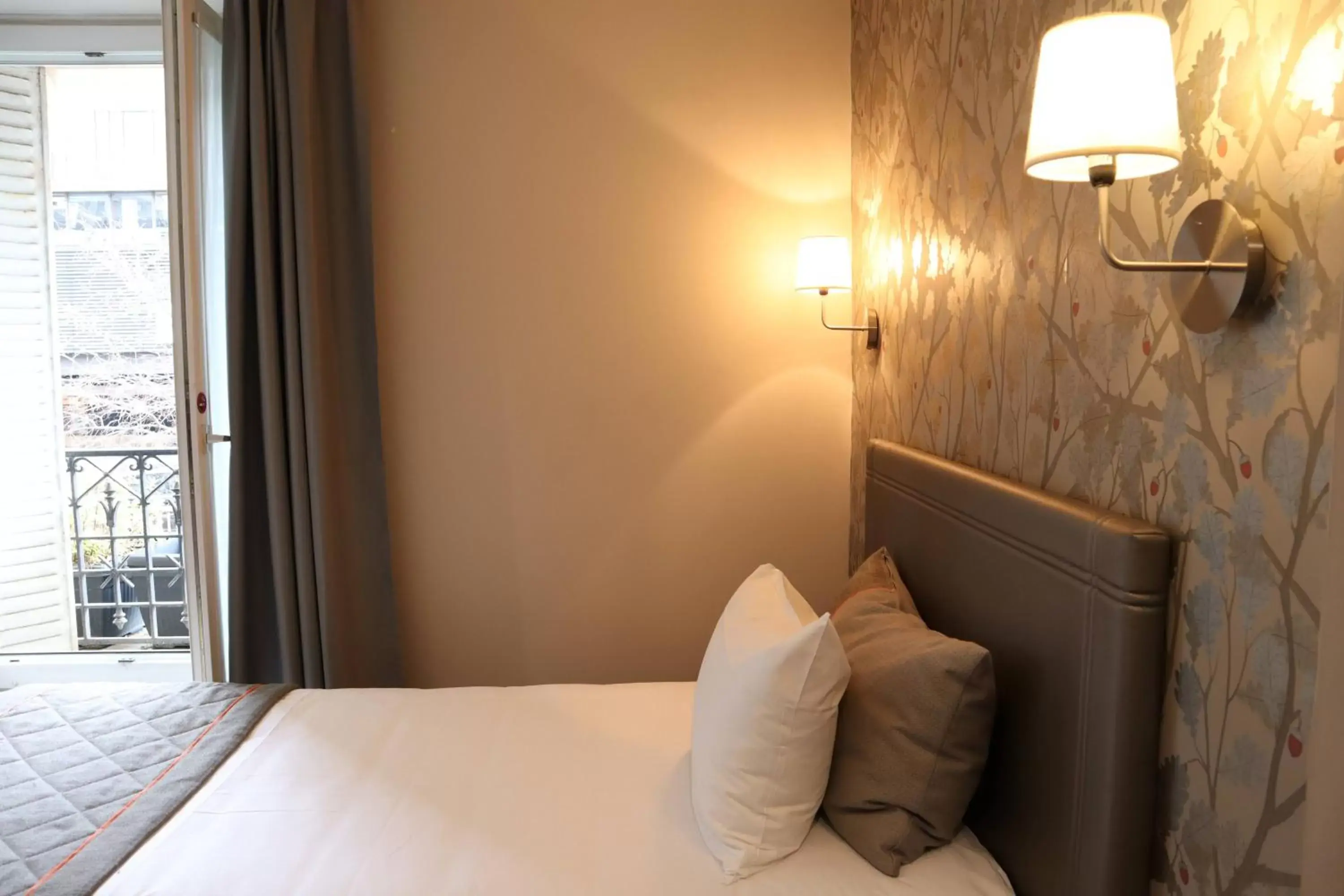 Bedroom, Bed in Timhotel Paris Gare Montparnasse