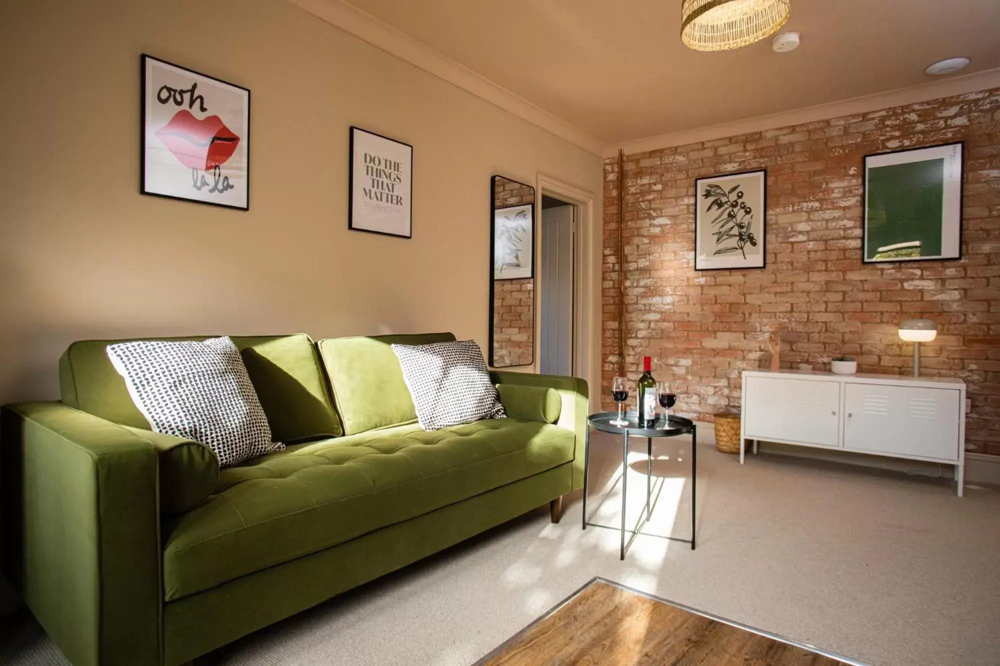 Living room, Seating Area in Settle in Southampton