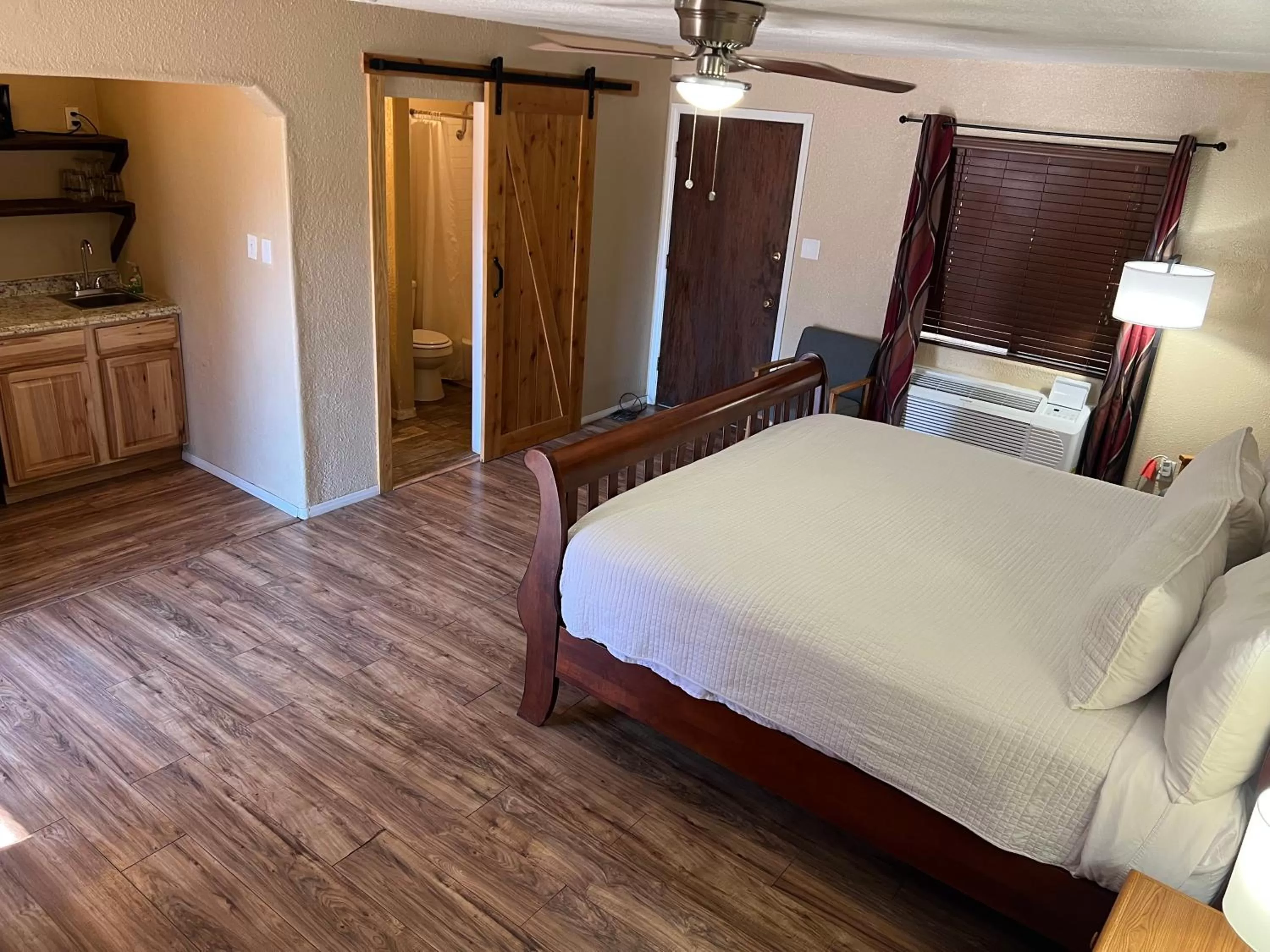 Standard King Room in TimberLodge Inn