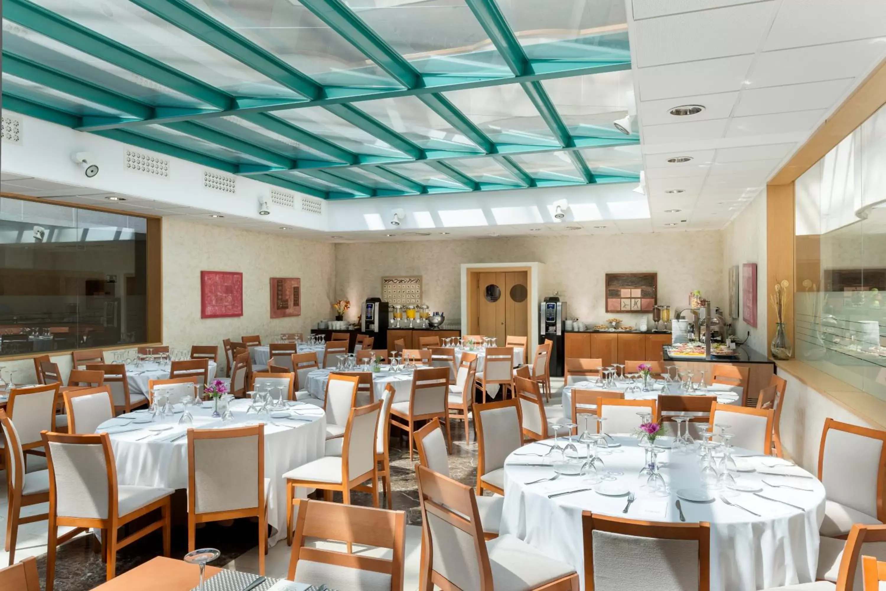 Restaurant/Places to Eat in Exe Gran Hotel Almenar
