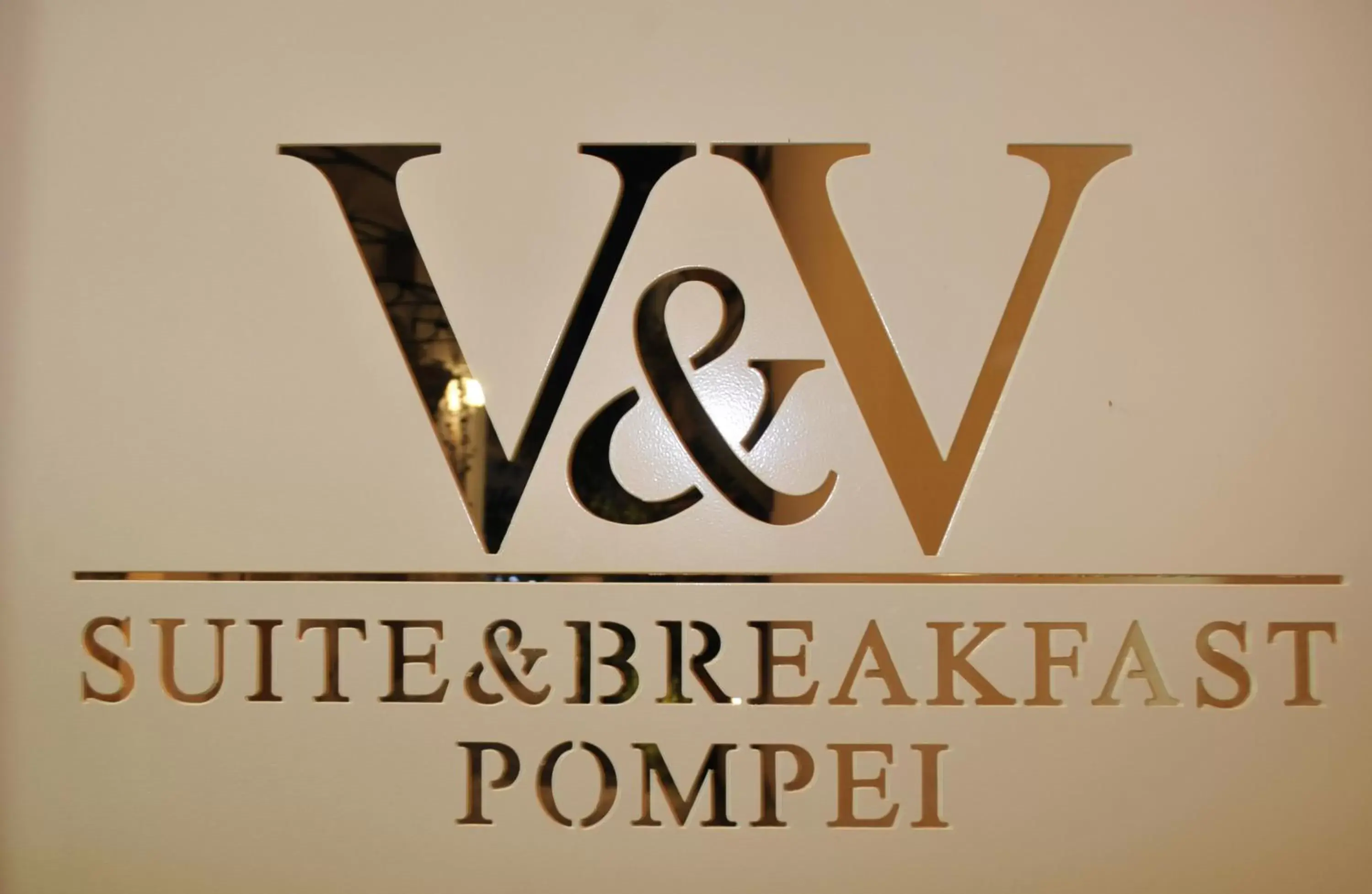 Property logo or sign in V&V Suite & Breakfast