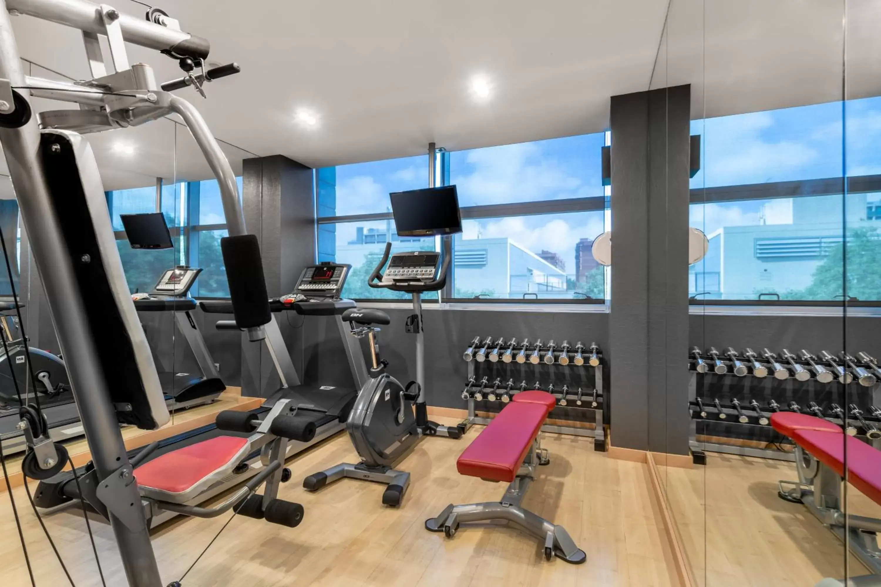 Fitness centre/facilities, Fitness Center/Facilities in AC Hotel Som by Marriott