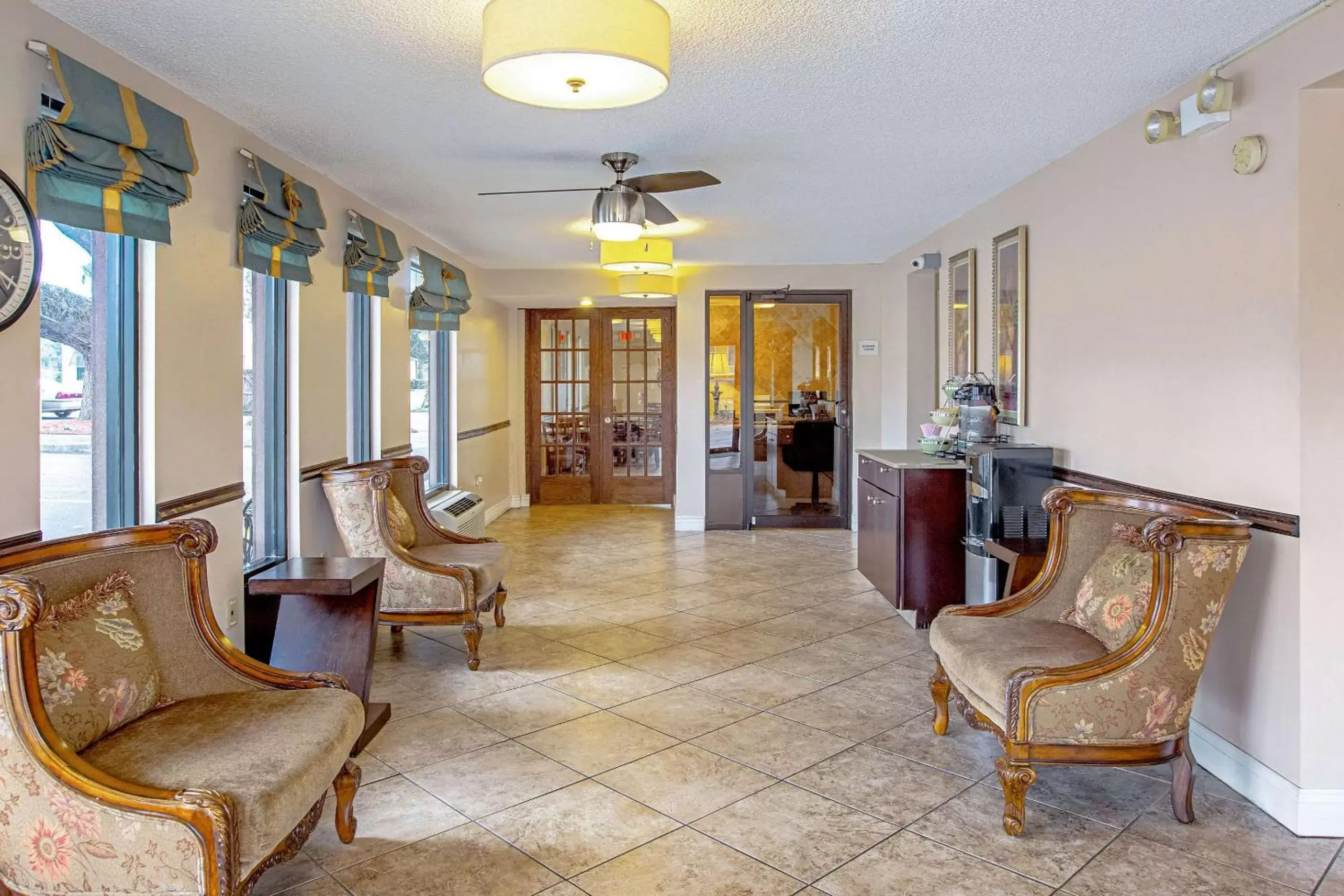 Lobby or reception, Seating Area in Quality Inn & Suites Live Oak I-10 Exit 283