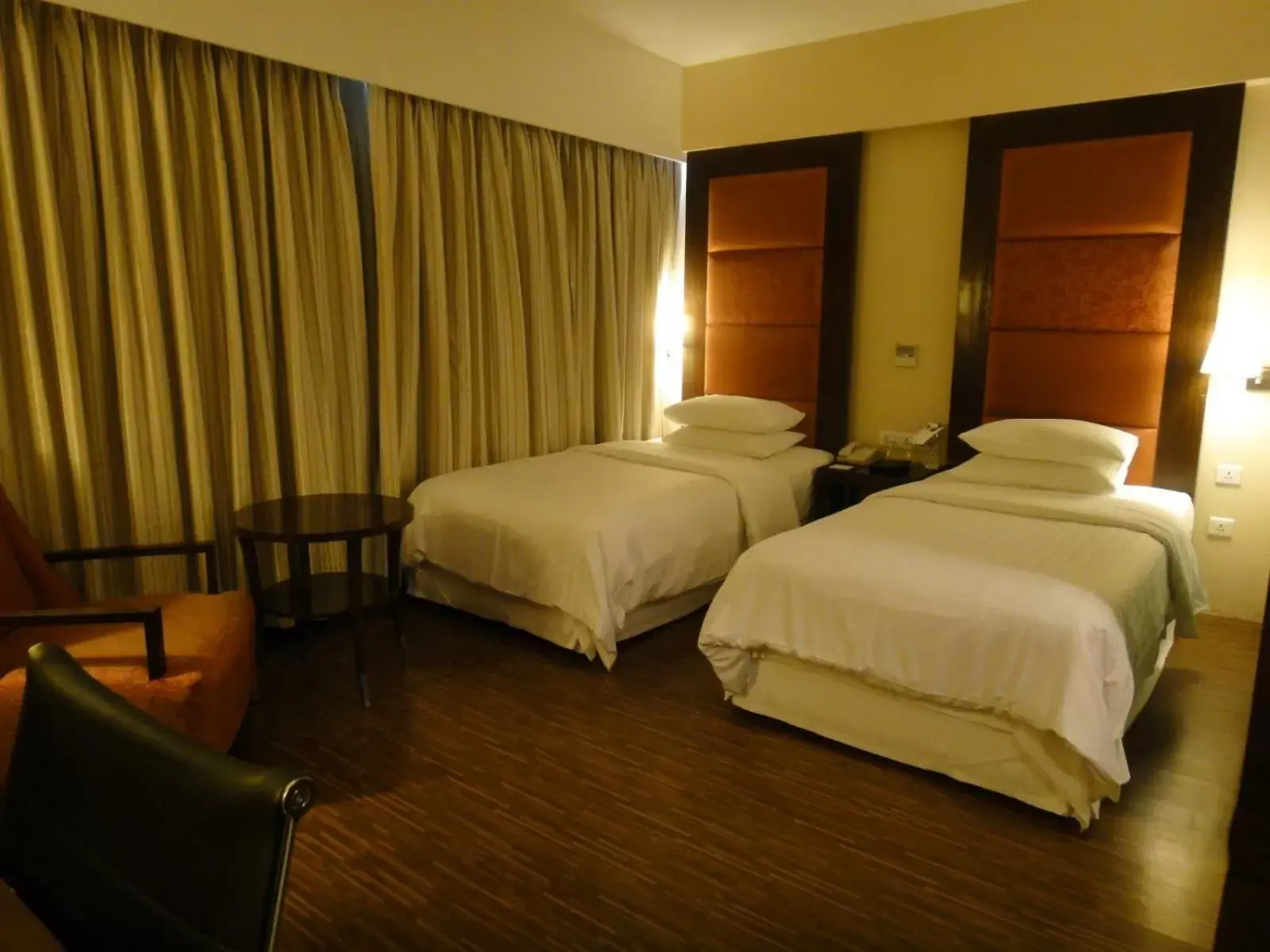 Bed in Four Points by Sheraton Ahmedabad