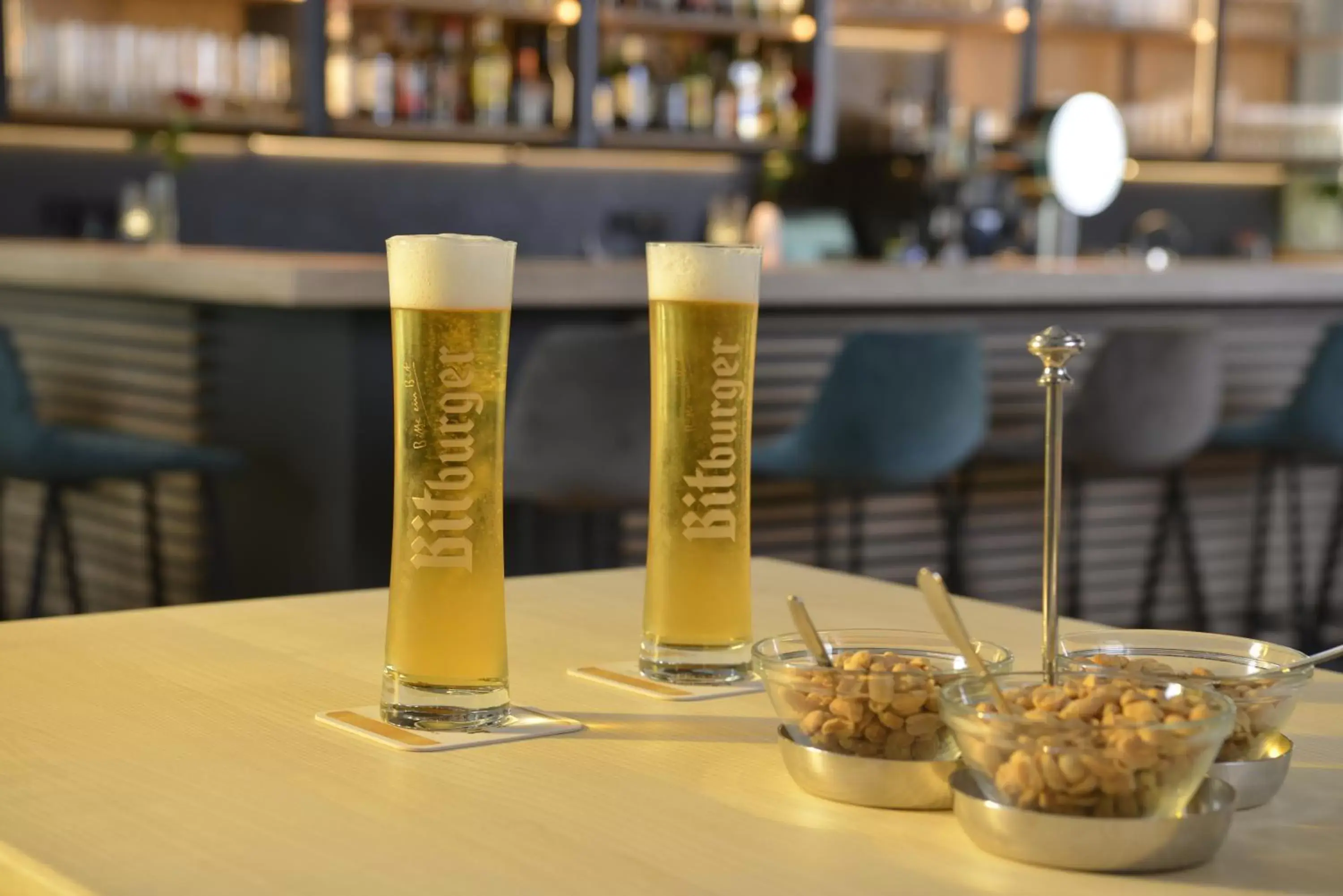 Lounge or bar in Sure Hotel by Best Western Hilden-Düsseldorf