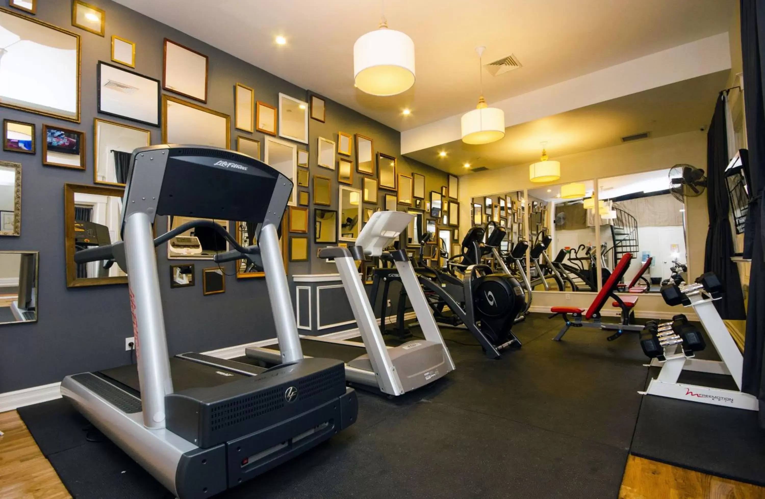 Fitness centre/facilities, Fitness Center/Facilities in The Box House Hotel