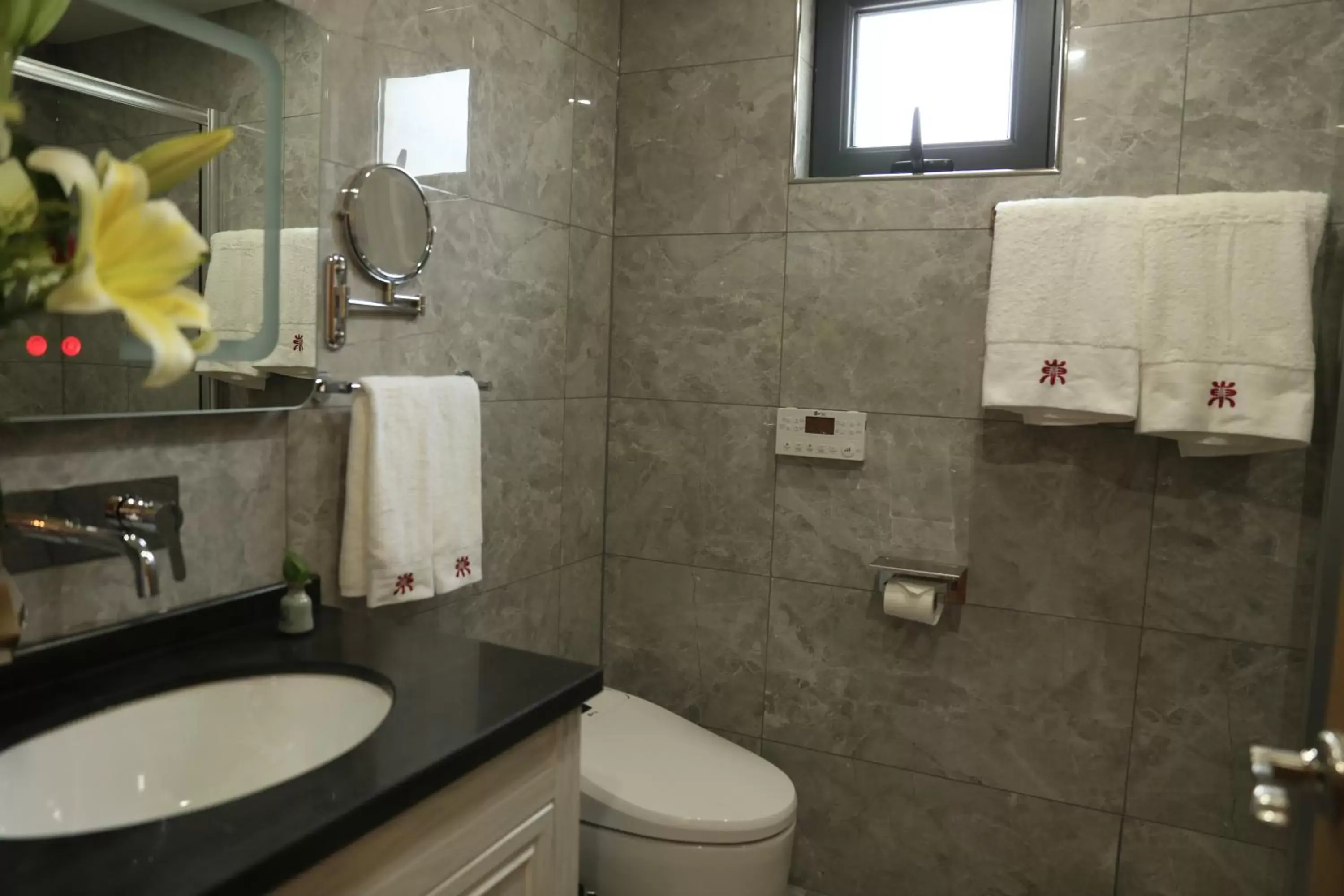 Toilet in Beijing Downtown Travelotel Toilet in Beijing Downtown Travelotel