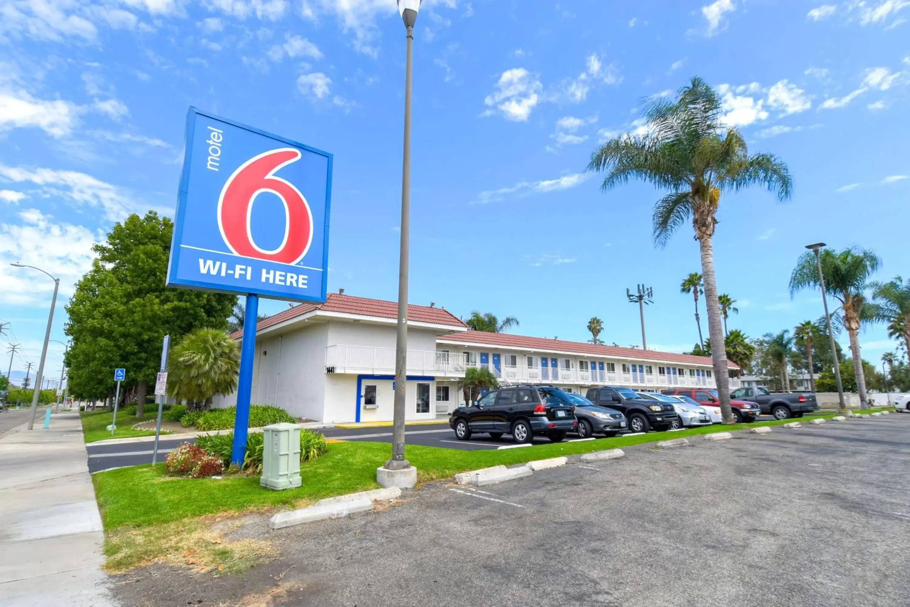 Property building in Motel 6-Costa Mesa, CA