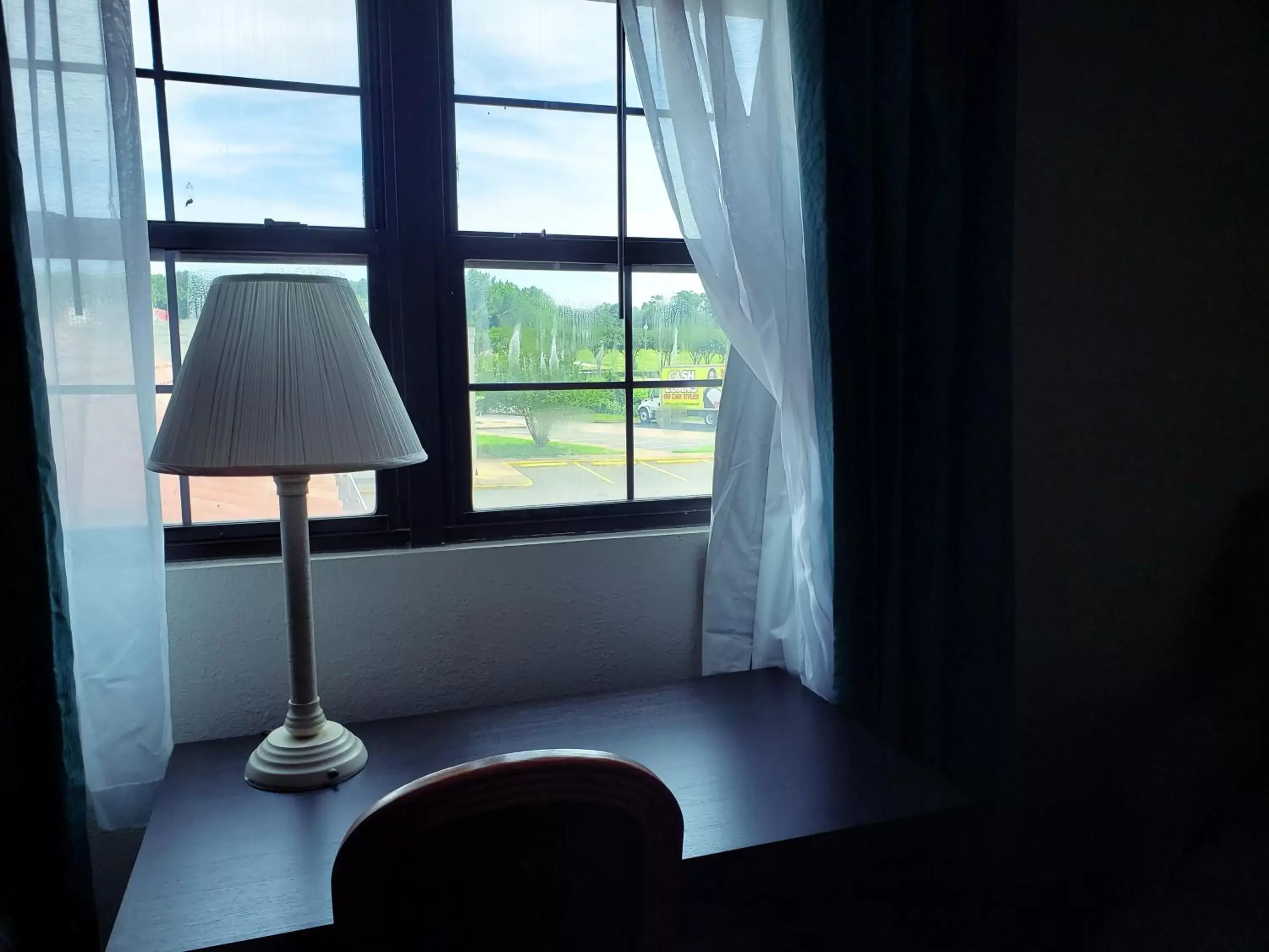 Seating Area in Days Inn by Wyndham Richmond/South