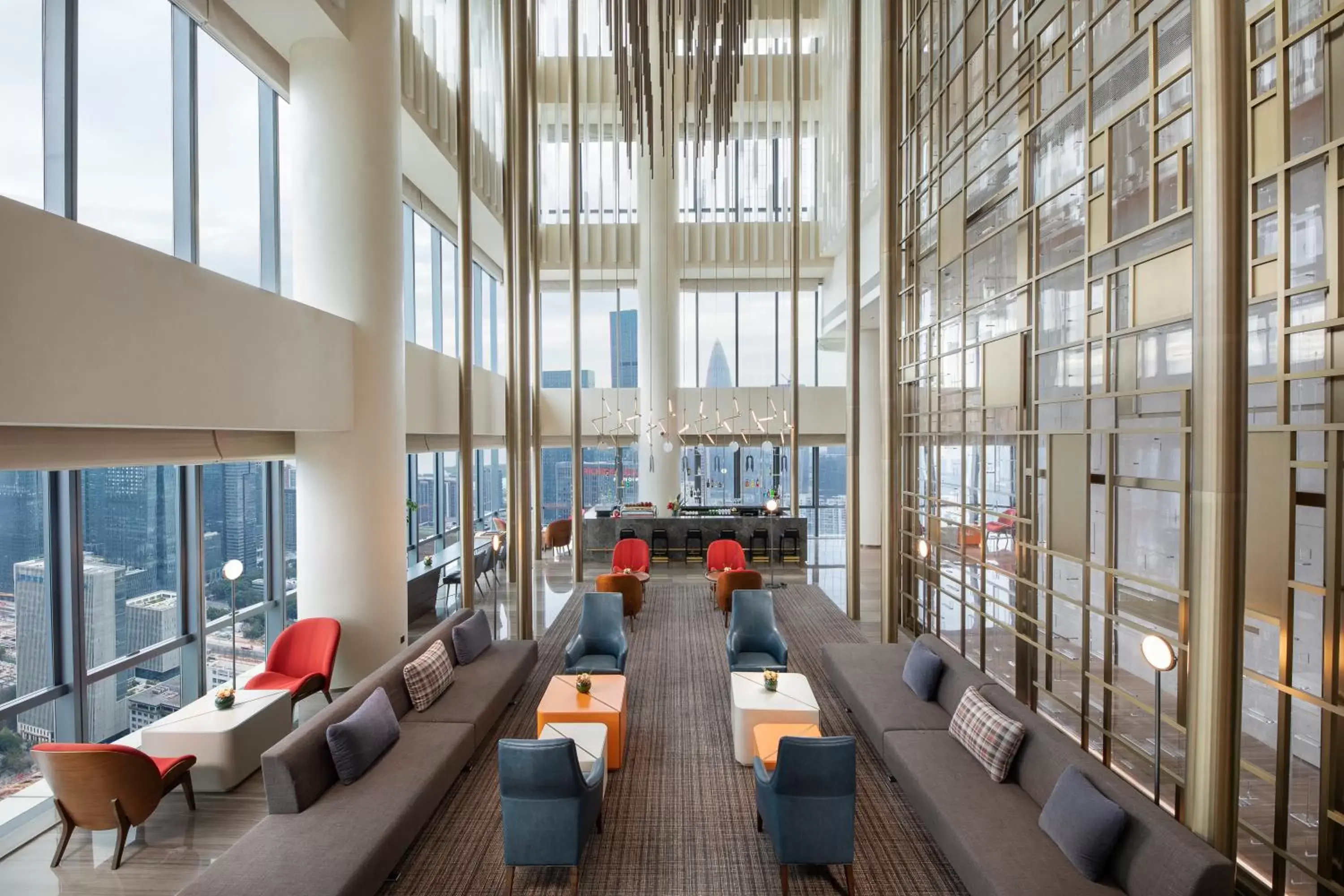 Lounge or bar in Crowne Plaza Shenzhen Nanshan, an IHG Hotel